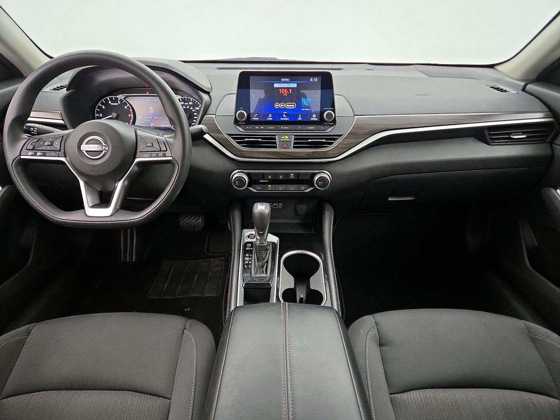 Thumbnail: 2023 Nissan Altima - 9