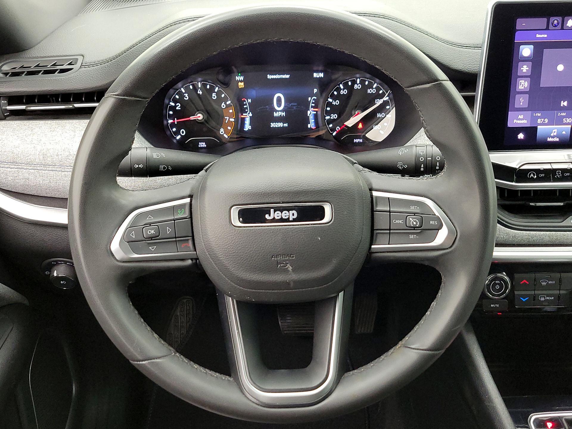 Thumbnail: 2023 Jeep Compass - 10