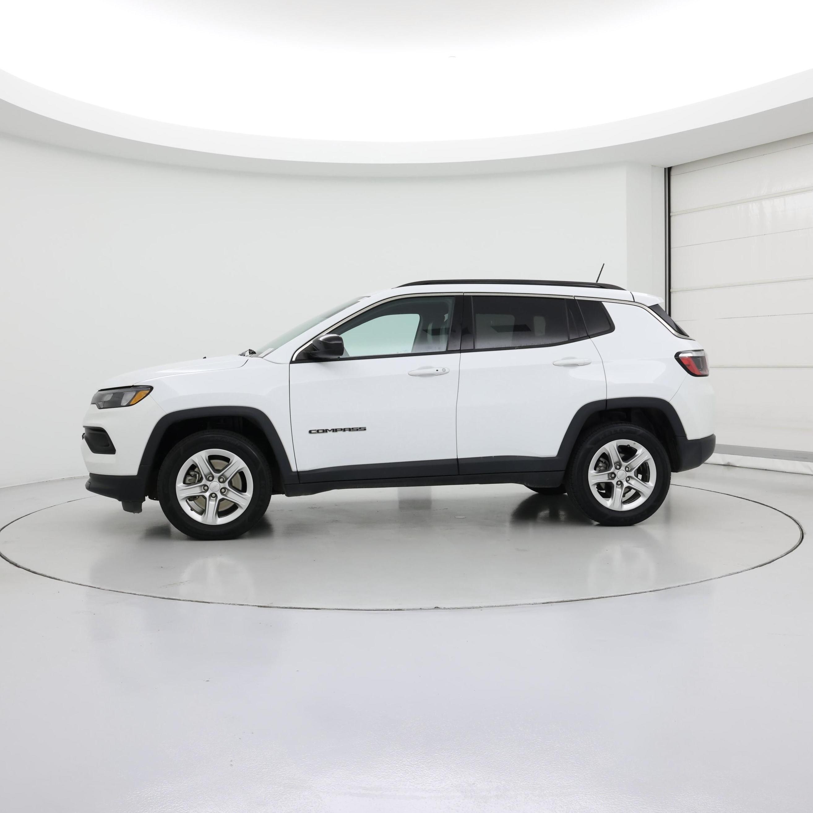 Thumbnail: 2023 Jeep Compass - 3