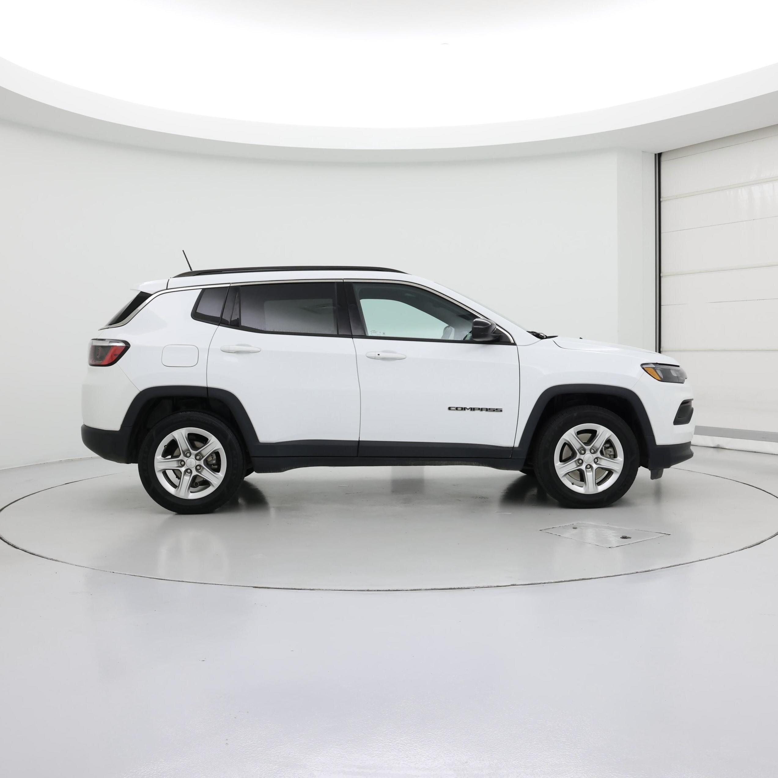 Thumbnail: 2023 Jeep Compass - 7