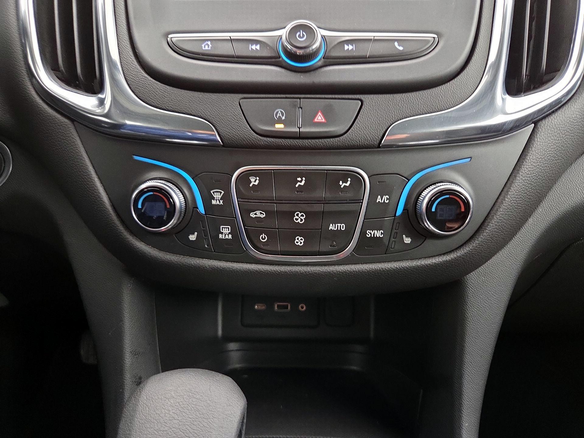 Thumbnail: 2024 Chevrolet Equinox - 16