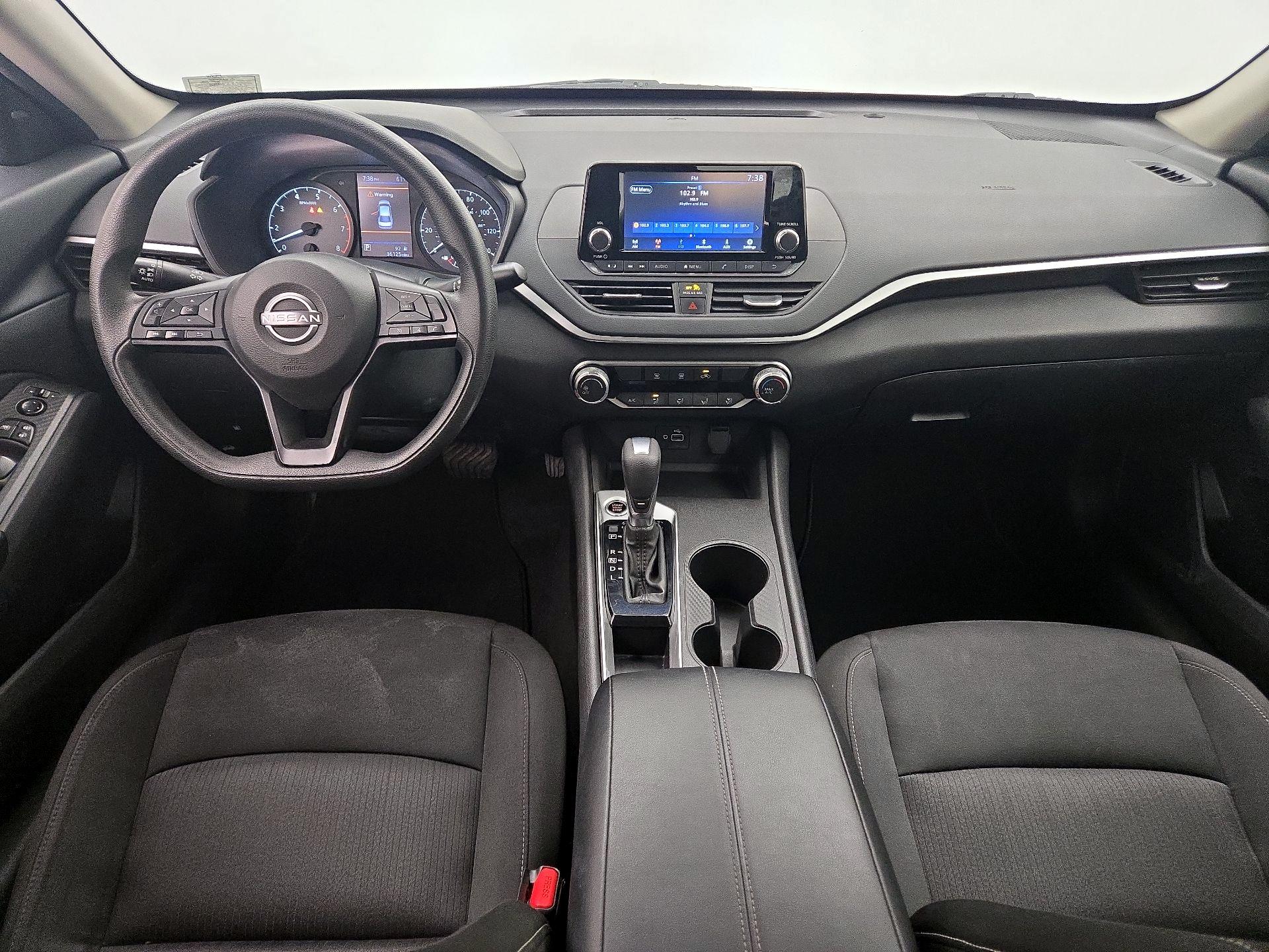 Thumbnail: 2023 Nissan Altima - 9