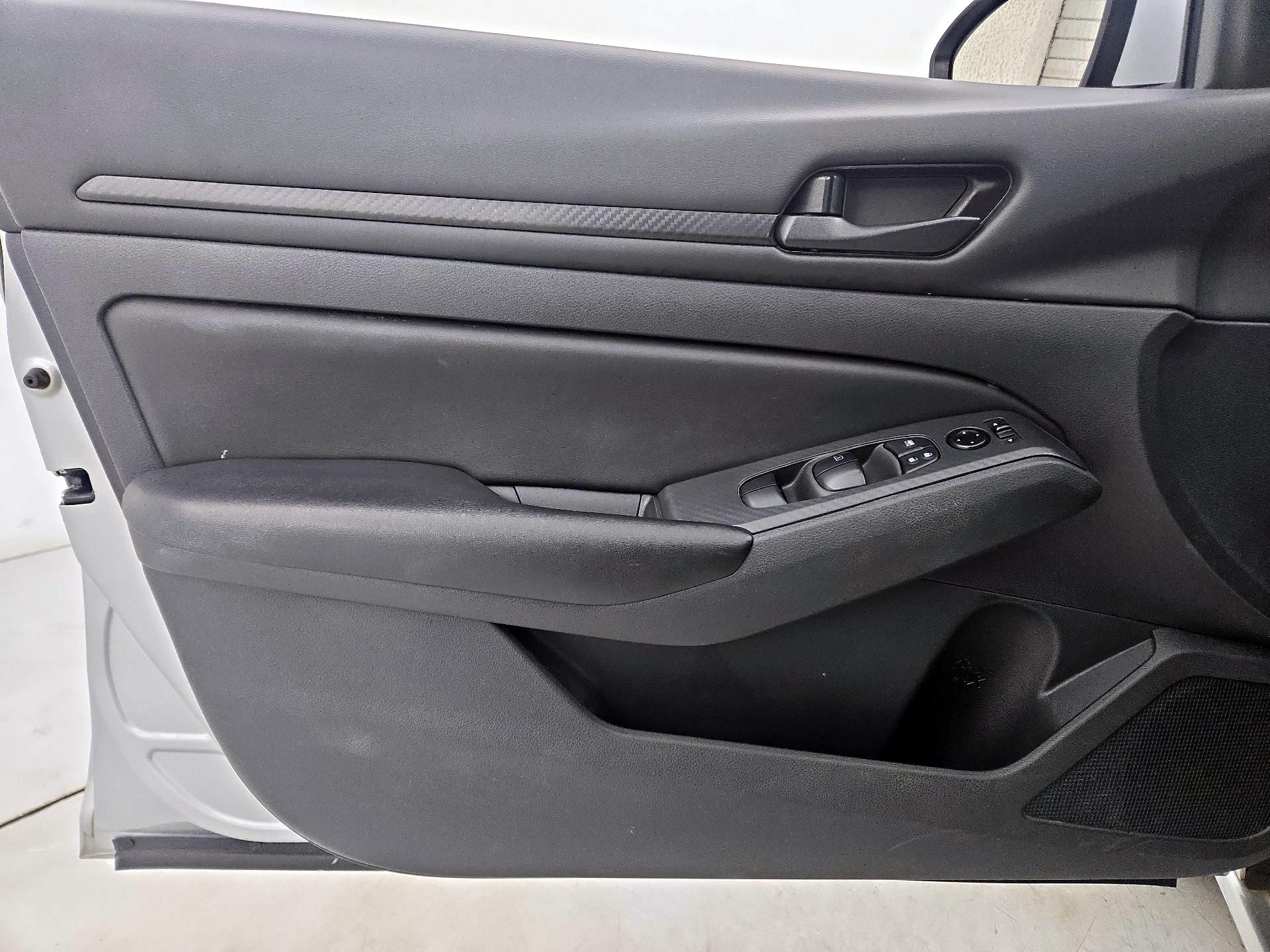 Thumbnail: 2023 Nissan Altima - 12