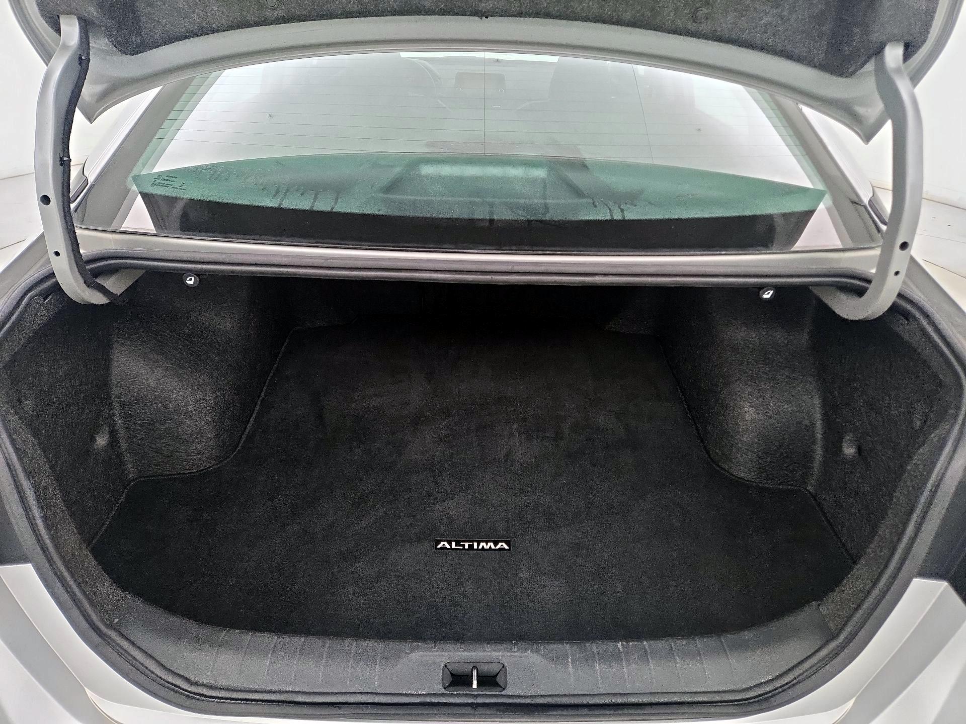 Thumbnail: 2023 Nissan Altima - 19