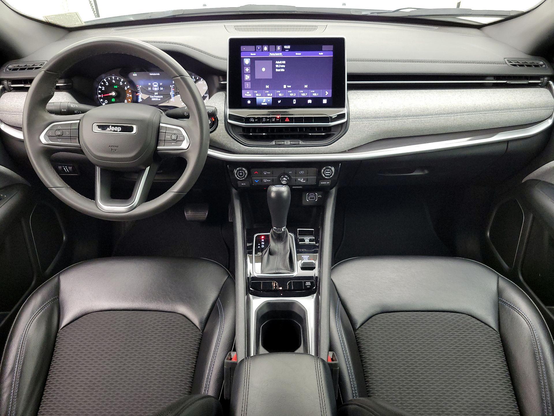 Thumbnail: 2023 Jeep Compass - 9