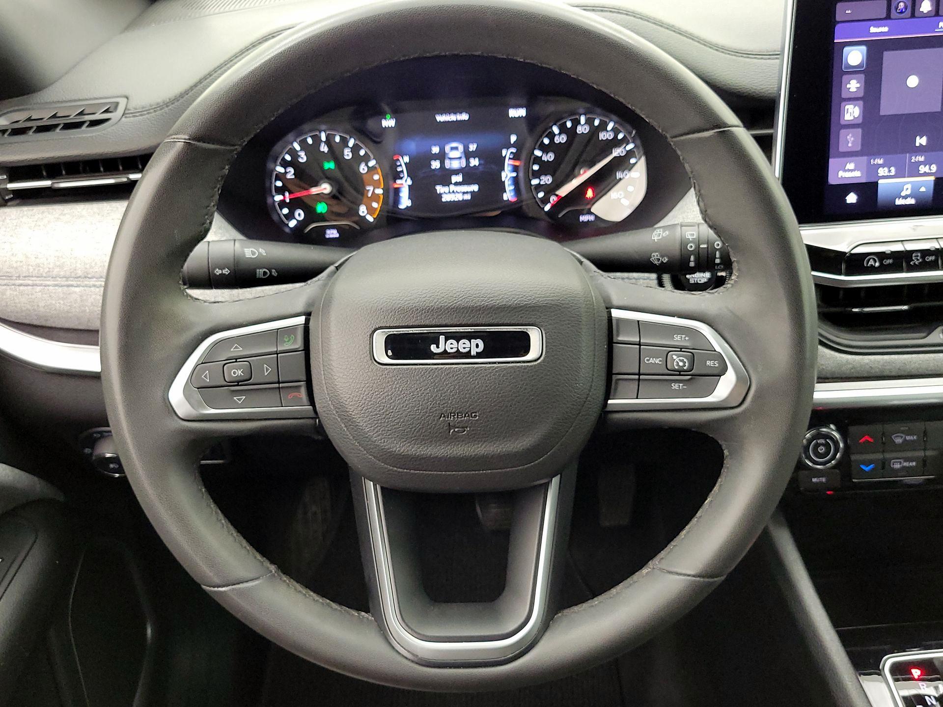 Thumbnail: 2023 Jeep Compass - 10