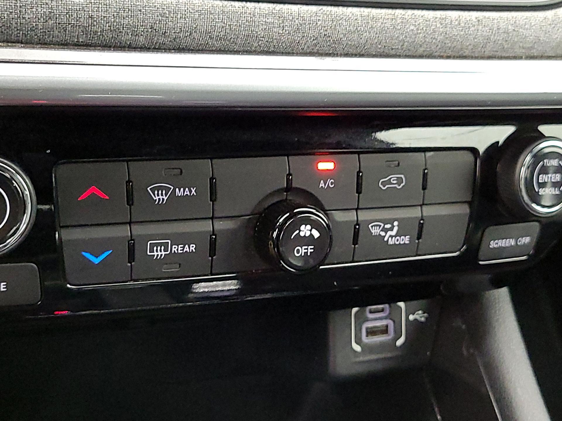 Thumbnail: 2023 Jeep Compass - 16