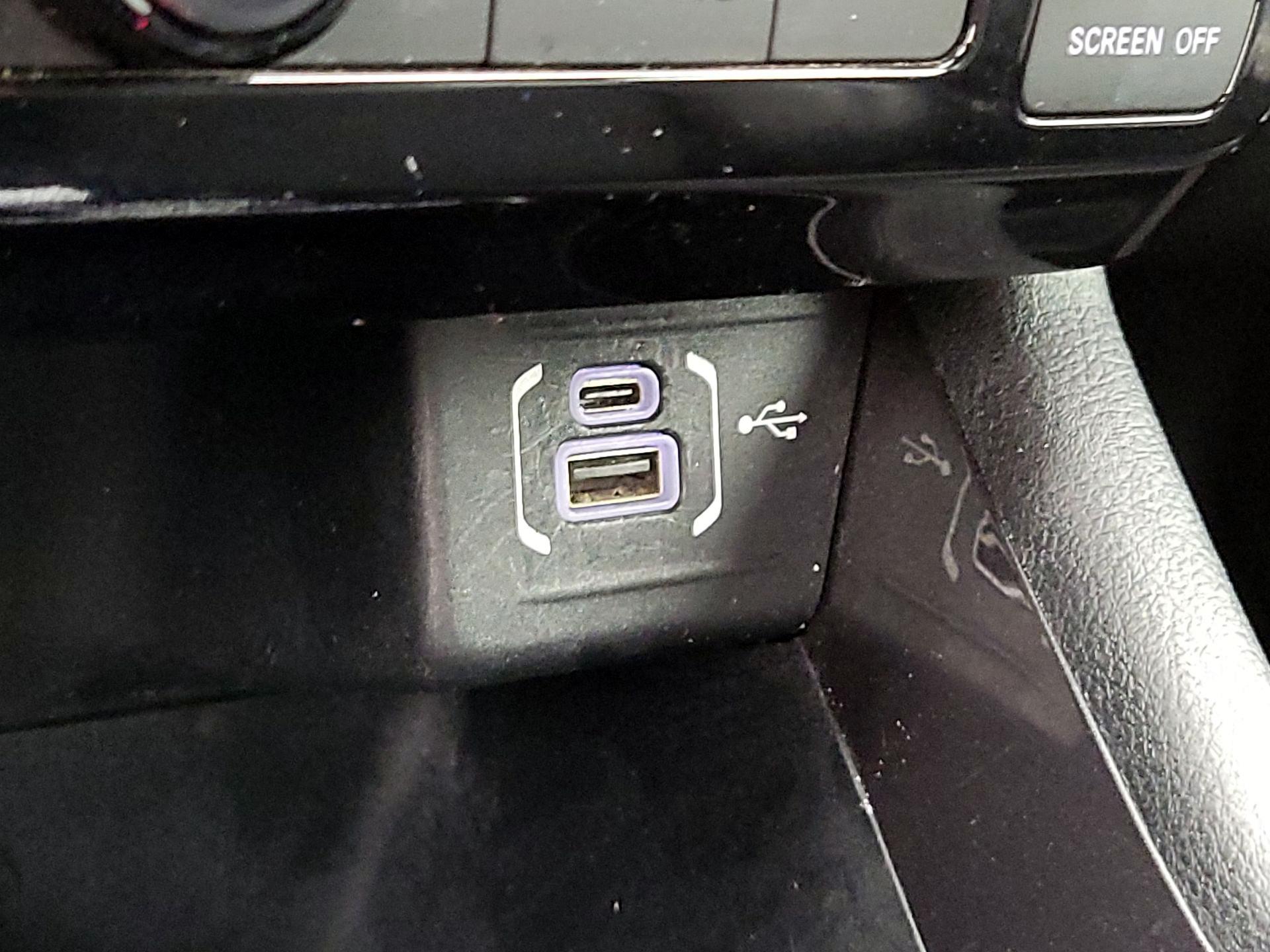 Thumbnail: 2023 Jeep Compass - 18