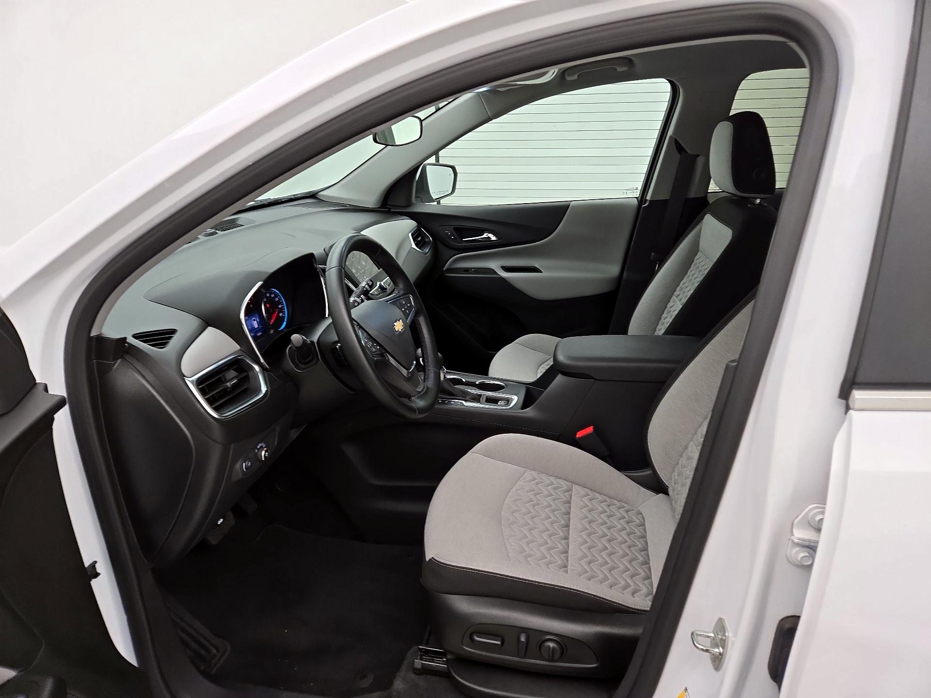 Thumbnail: 2023 Chevrolet Equinox - 11