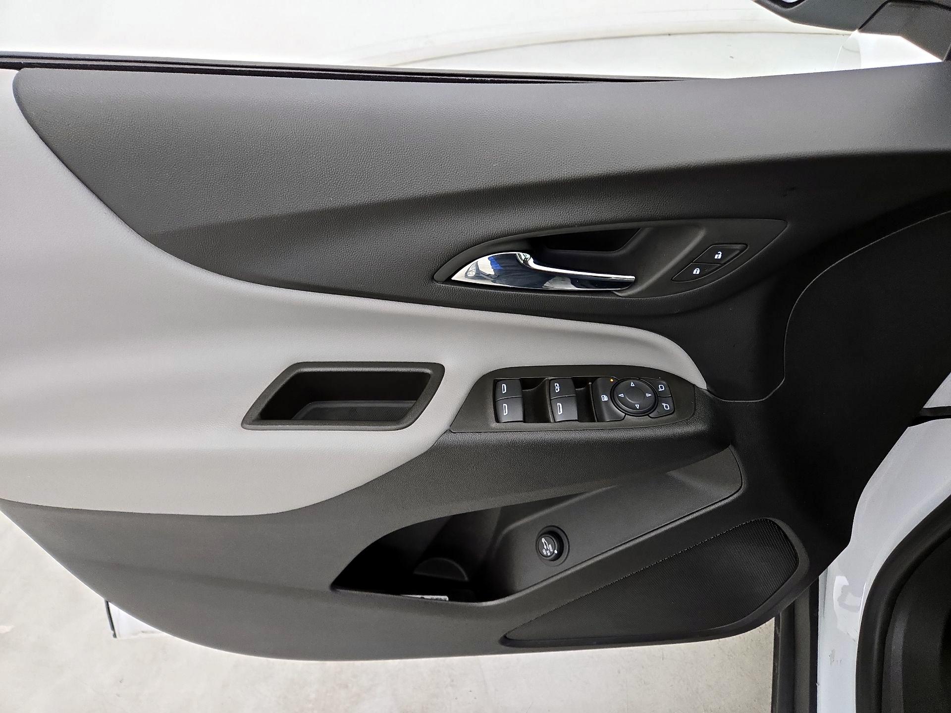 Thumbnail: 2023 Chevrolet Equinox - 12