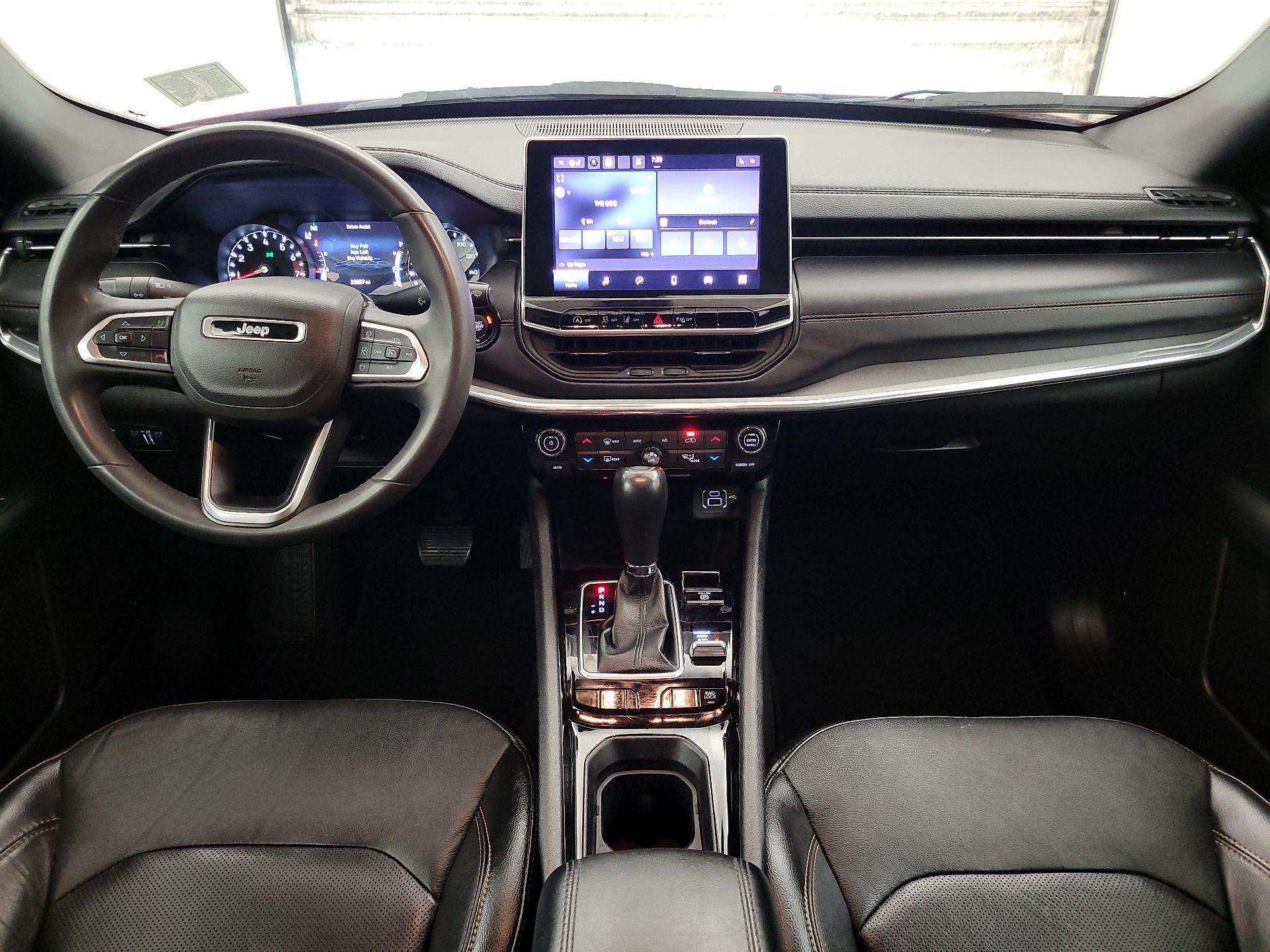 Thumbnail: 2023 Jeep Compass - 9