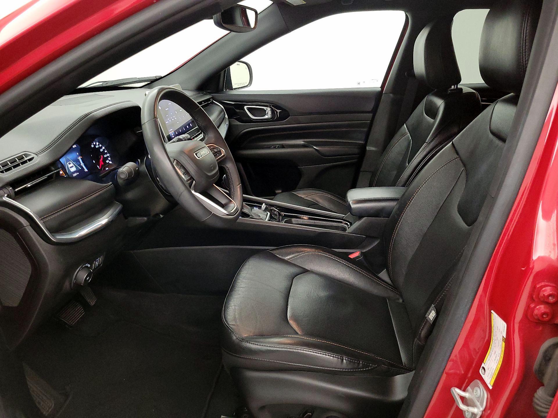 Thumbnail: 2023 Jeep Compass - 11