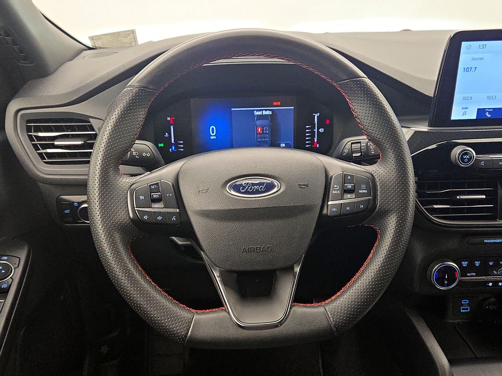 Thumbnail: 2023 Ford Escape - 10