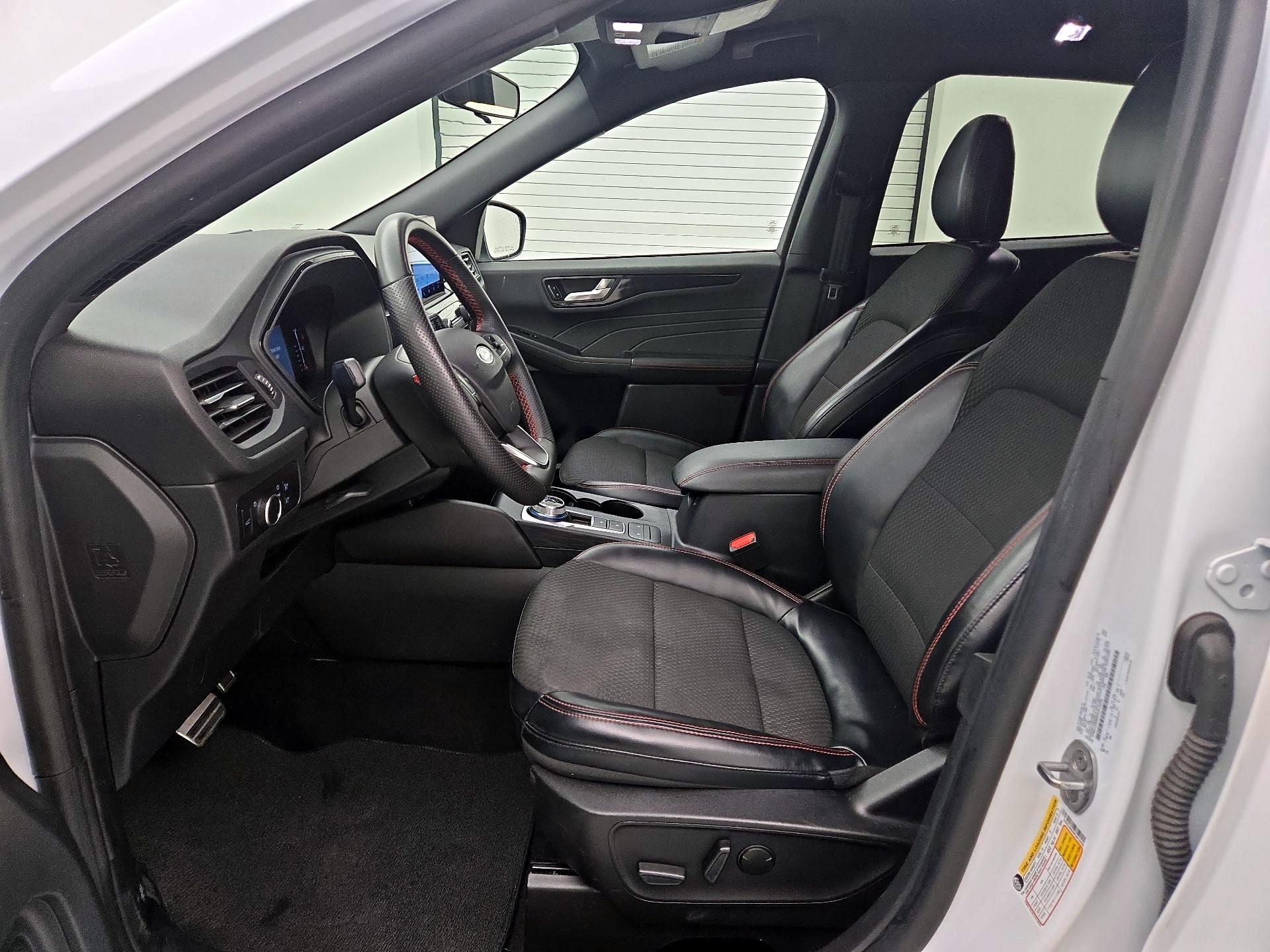 Thumbnail: 2023 Ford Escape - 11