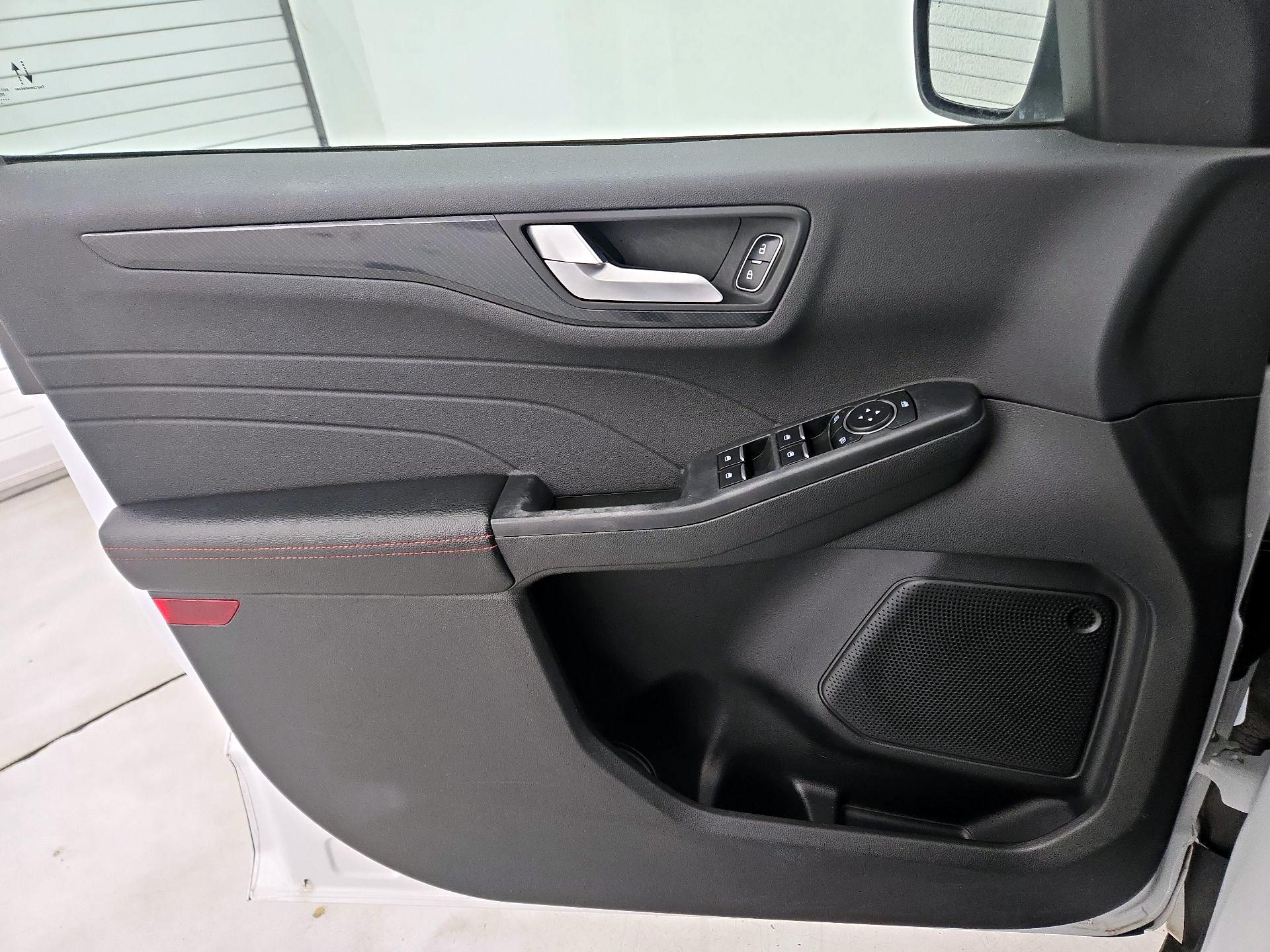 Thumbnail: 2023 Ford Escape - 12