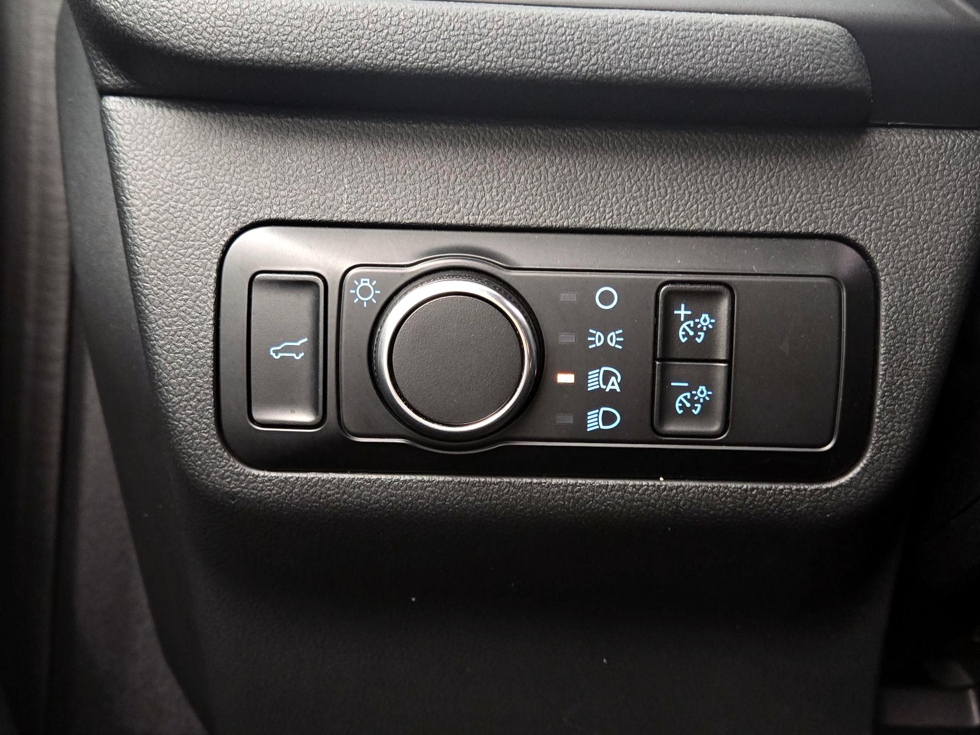 Thumbnail: 2023 Ford Escape - 13