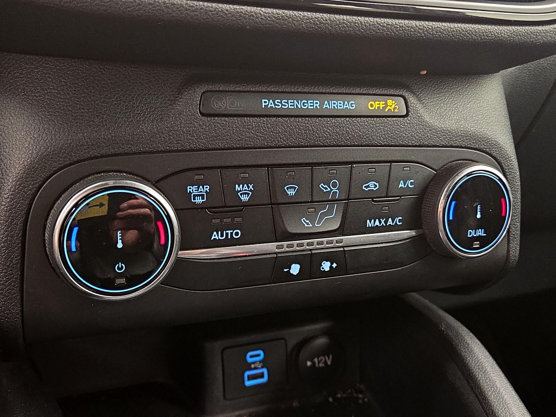 Thumbnail: 2023 Ford Escape - 16