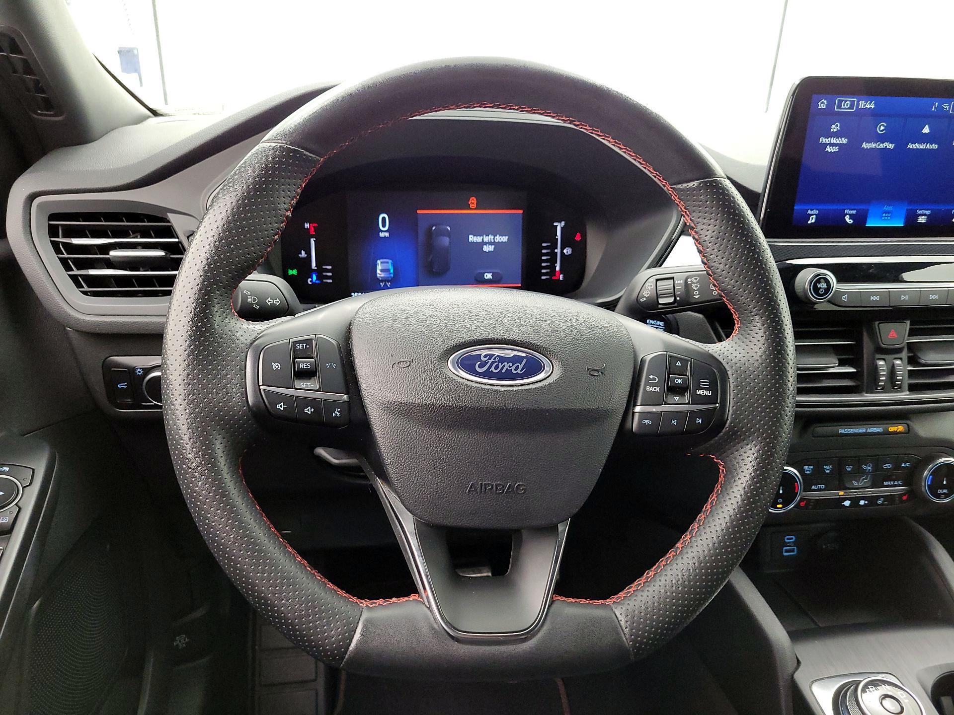 Thumbnail: 2023 Ford Escape - 10