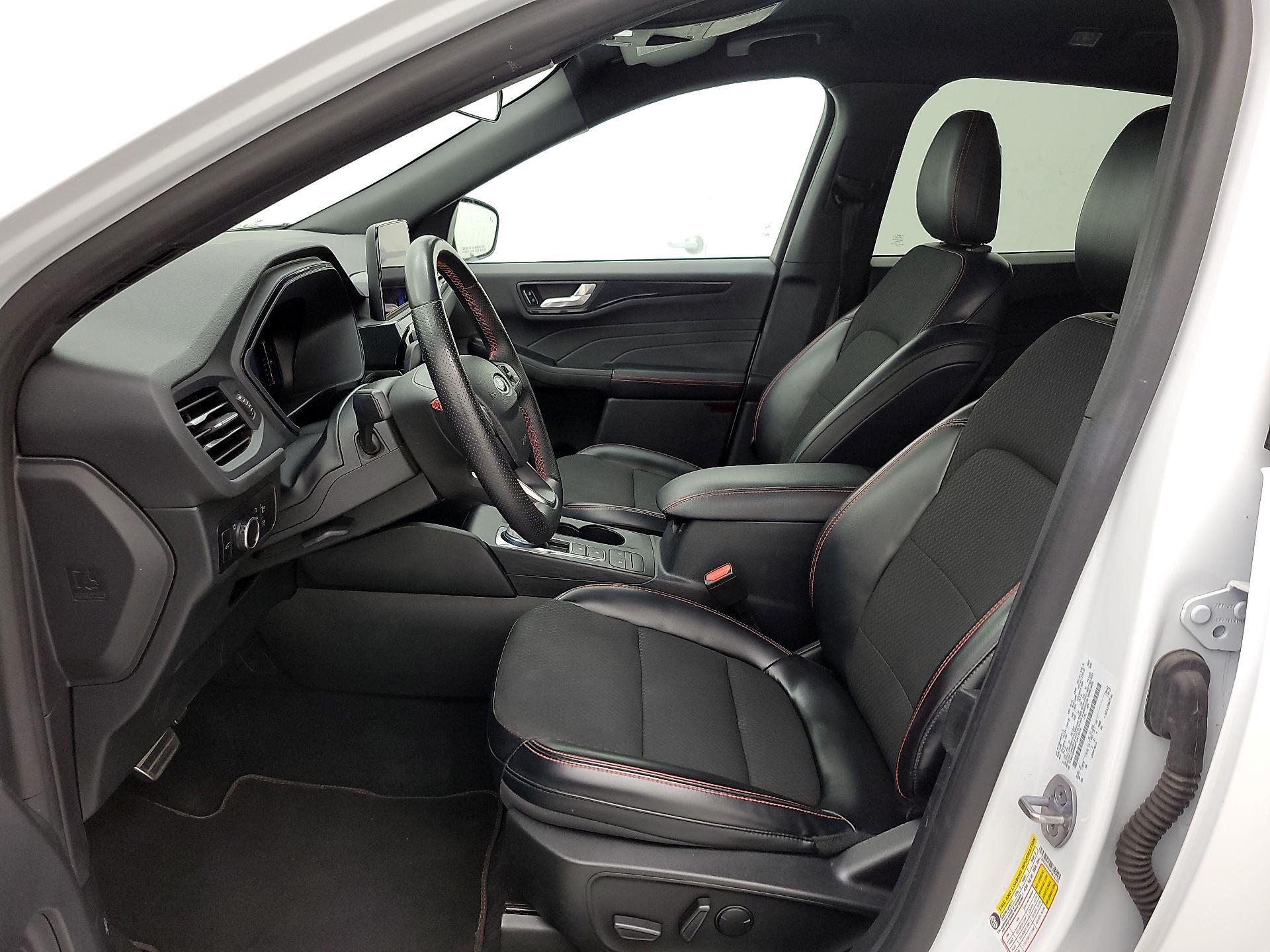 Thumbnail: 2023 Ford Escape - 11