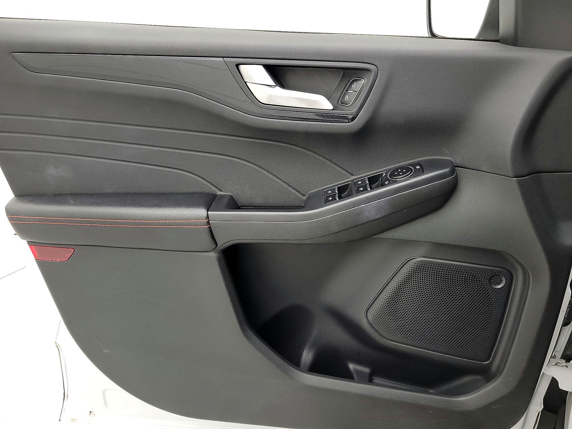 Thumbnail: 2023 Ford Escape - 12