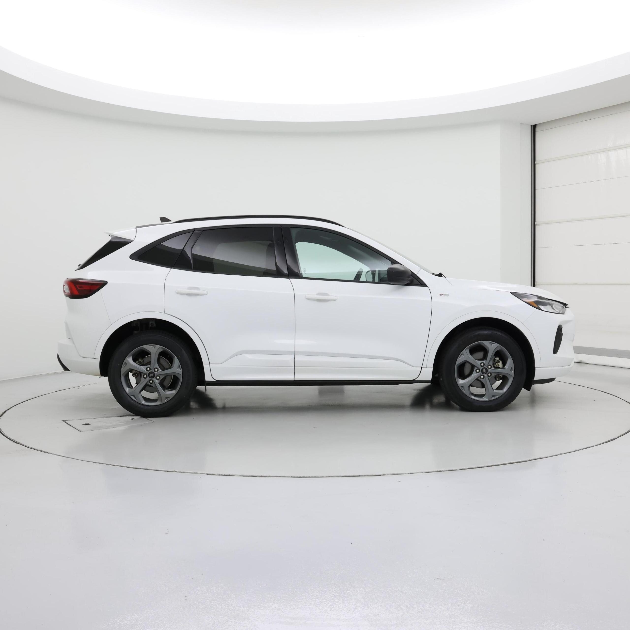 Thumbnail: 2023 Ford Escape - 7