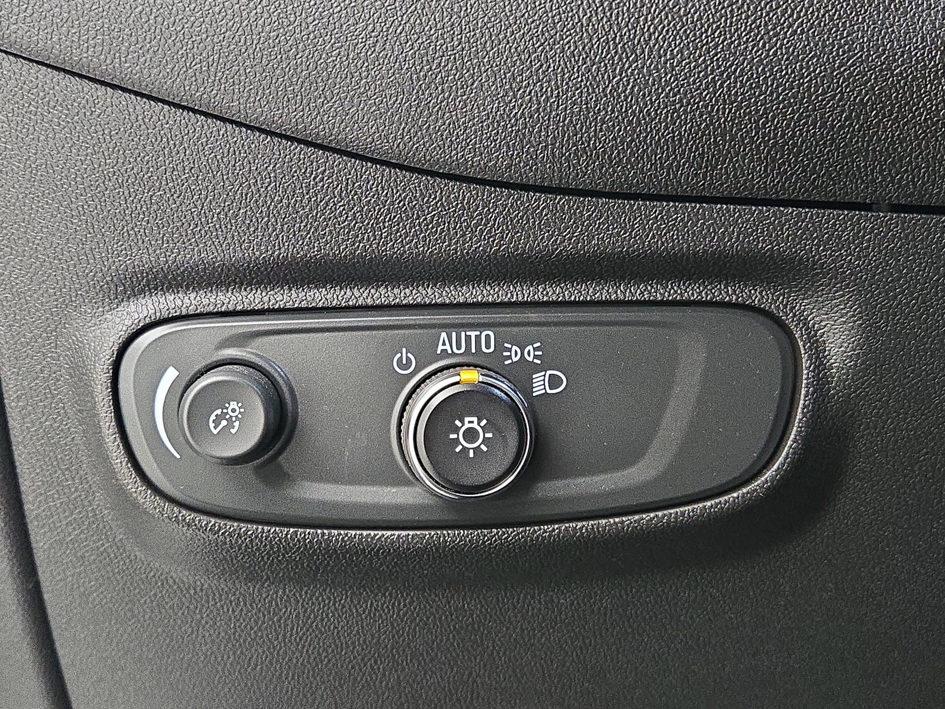 Thumbnail: 2023 Chevrolet Equinox - 13