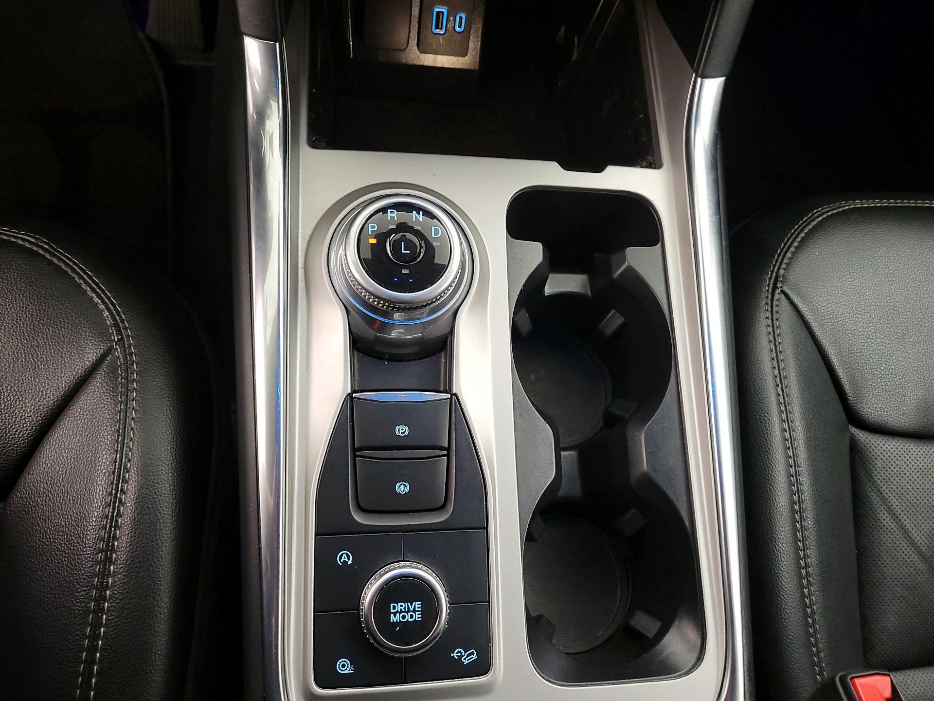 Thumbnail: 2023 Ford Explorer - 18