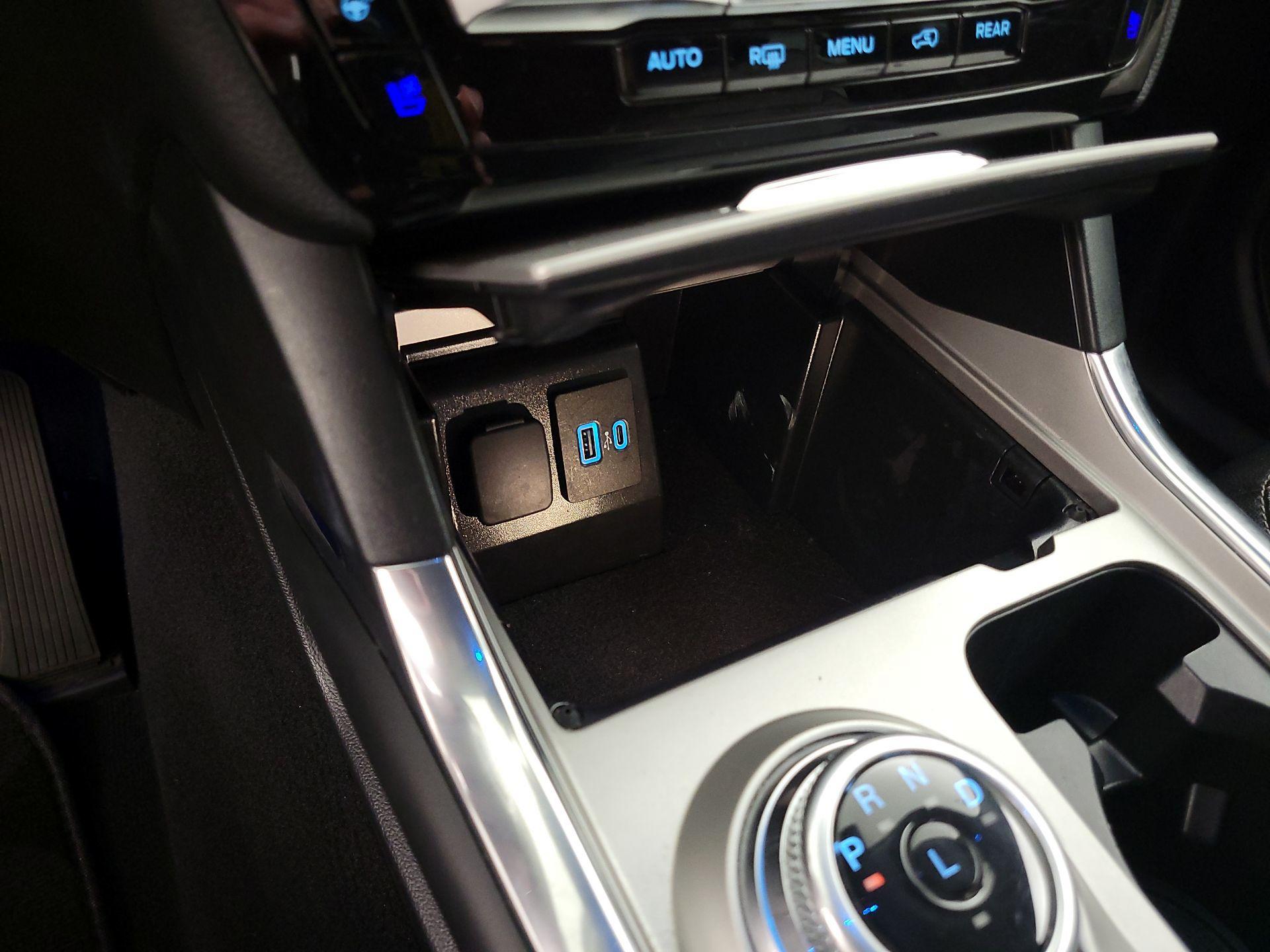 Thumbnail: 2023 Ford Explorer - 19