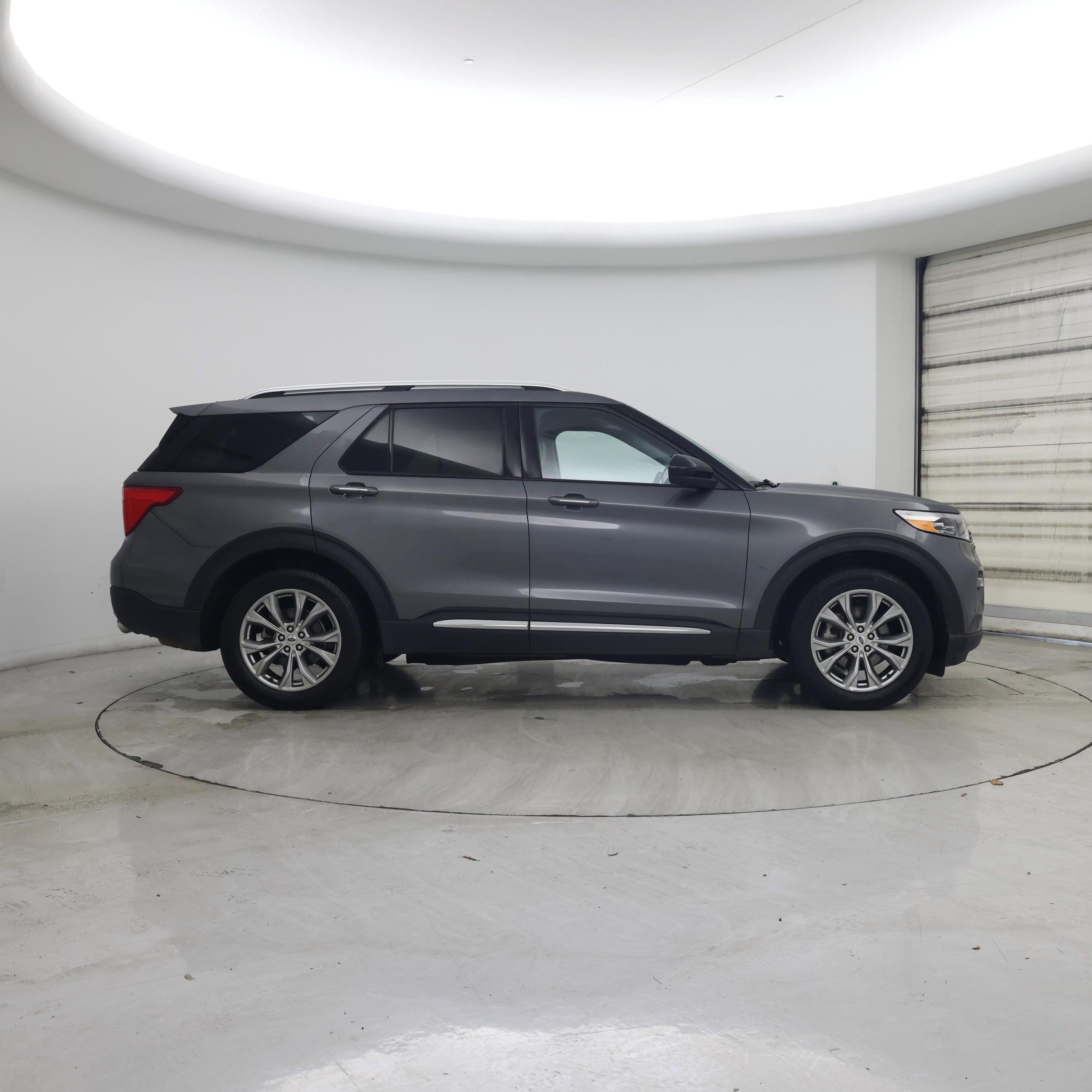 Thumbnail: 2023 Ford Explorer - 7