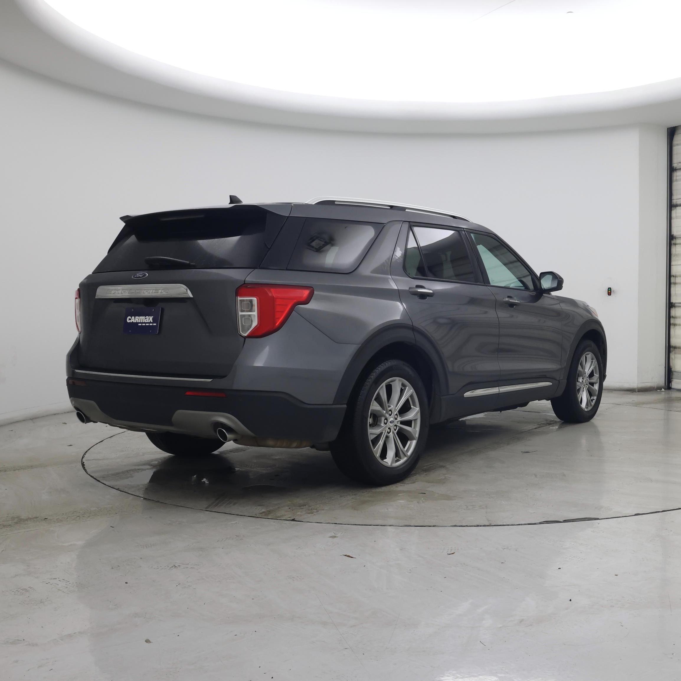 Thumbnail: 2023 Ford Explorer - 8