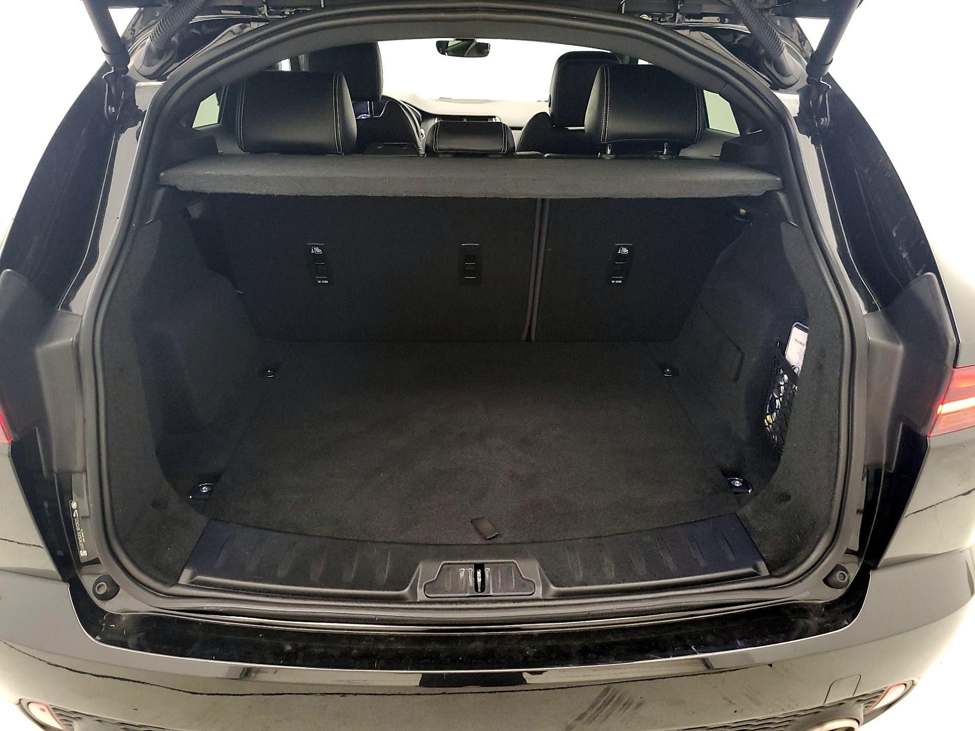 Thumbnail: 2020 Jaguar E-Pace - 20