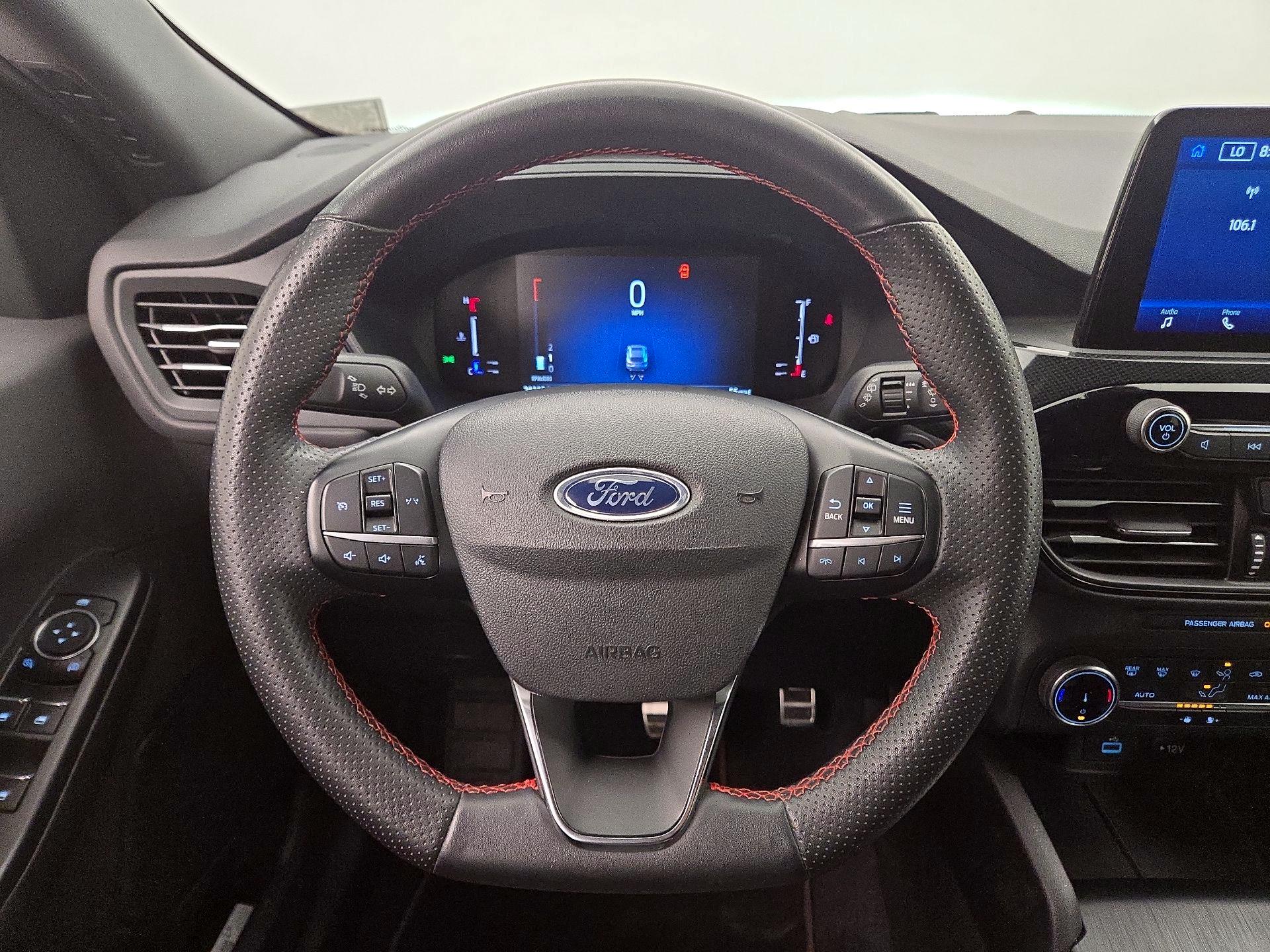 Thumbnail: 2023 Ford Escape - 10