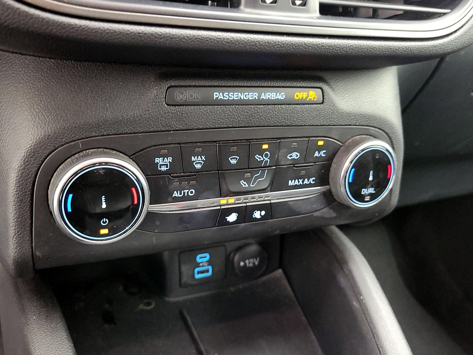 Thumbnail: 2023 Ford Escape - 16