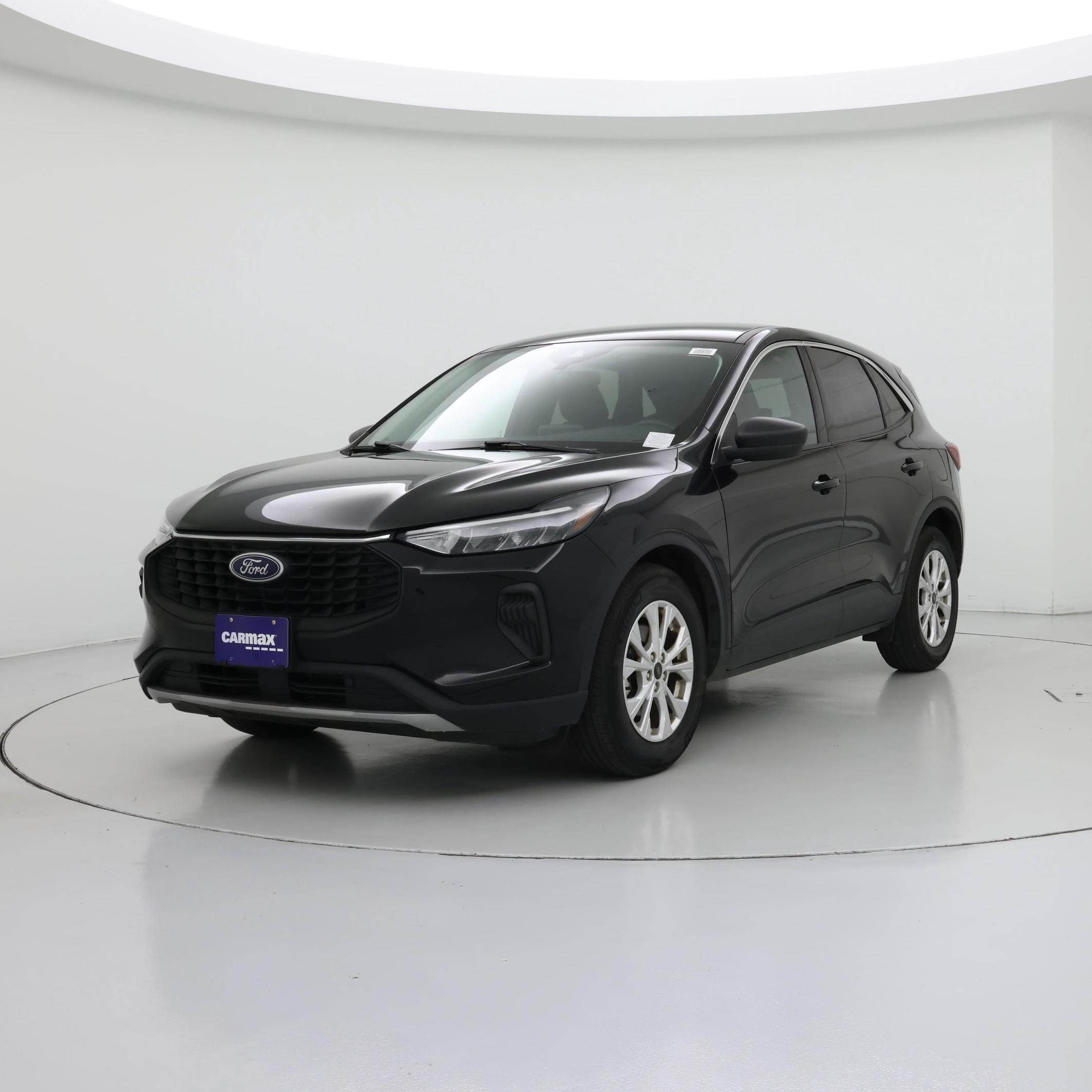 Thumbnail: 2023 Ford Escape - 4