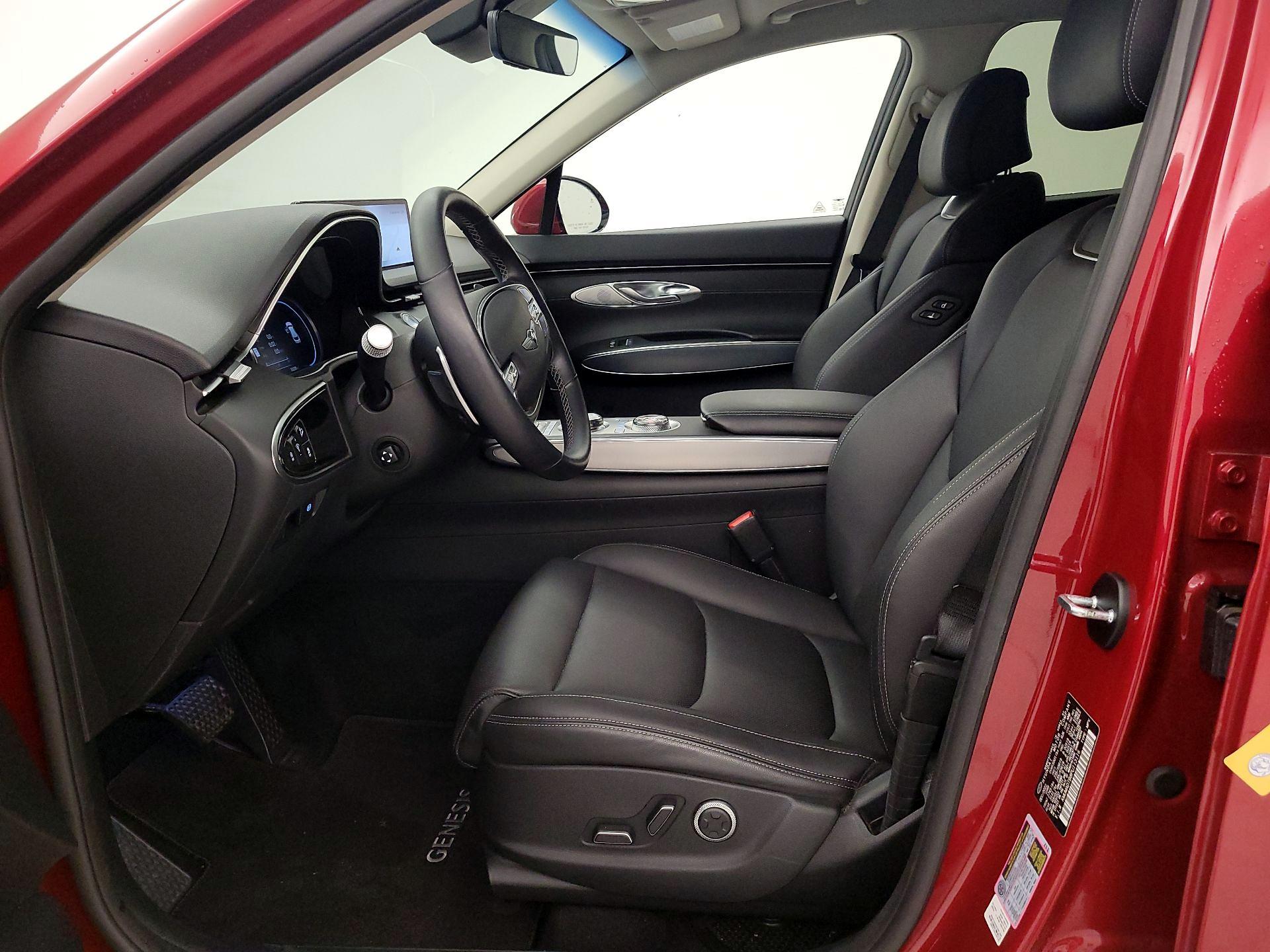 Thumbnail: 2023 Genesis GV70 - 11