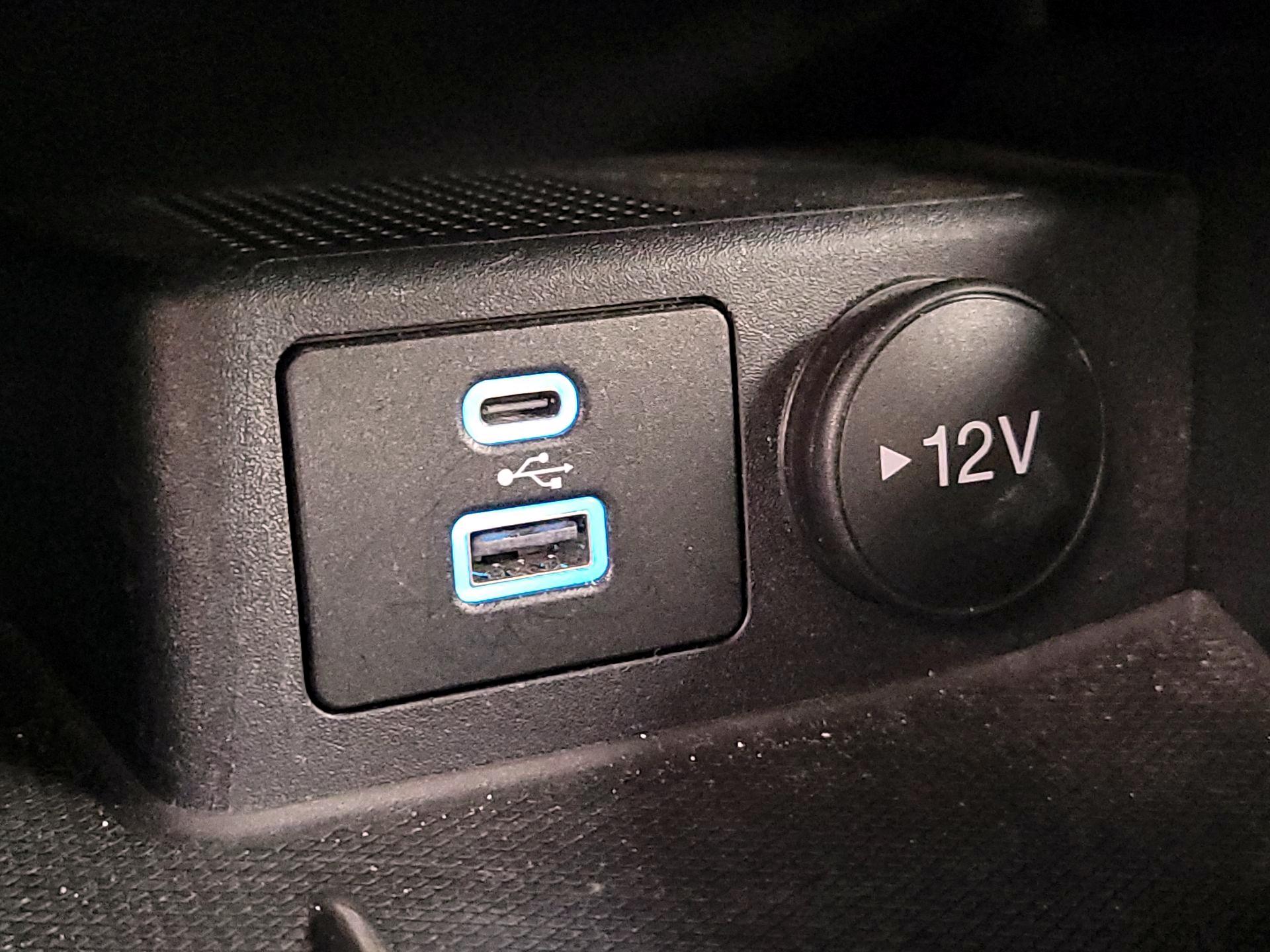 Thumbnail: 2023 Ford Escape - 18