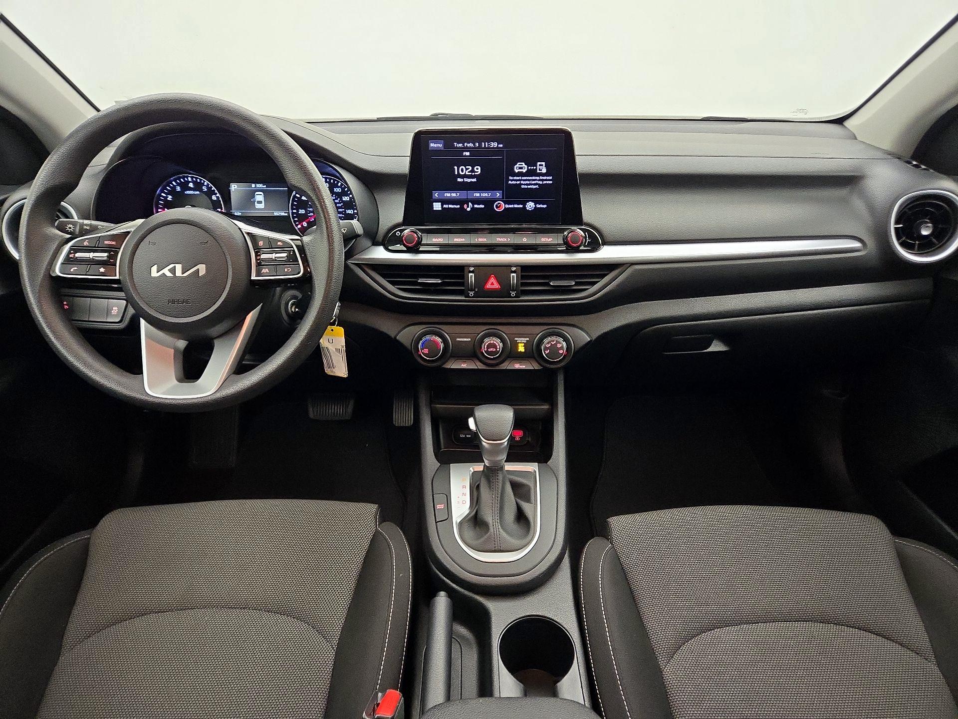 Thumbnail: 2024 Kia Forte - 9