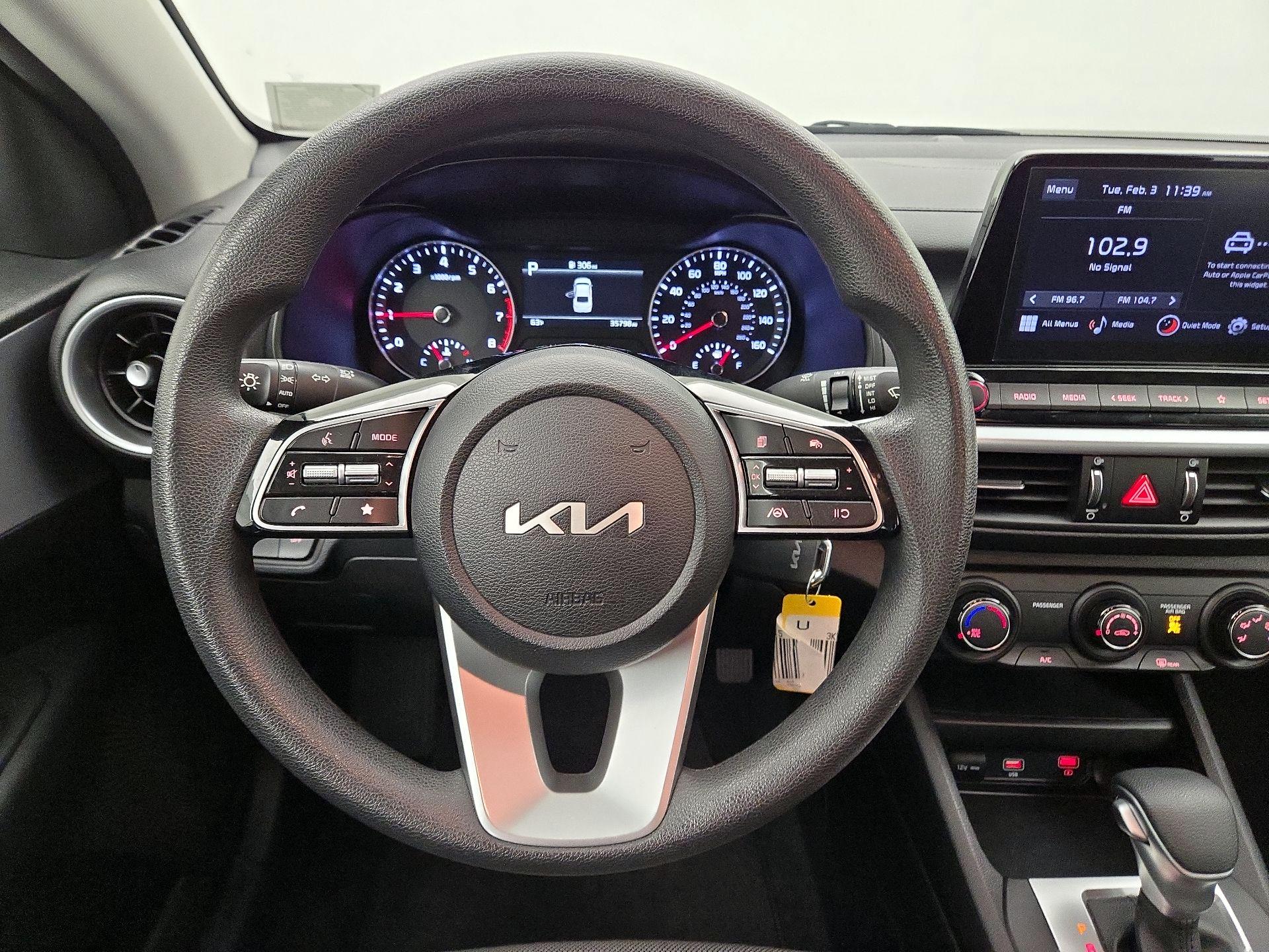 Thumbnail: 2024 Kia Forte - 10