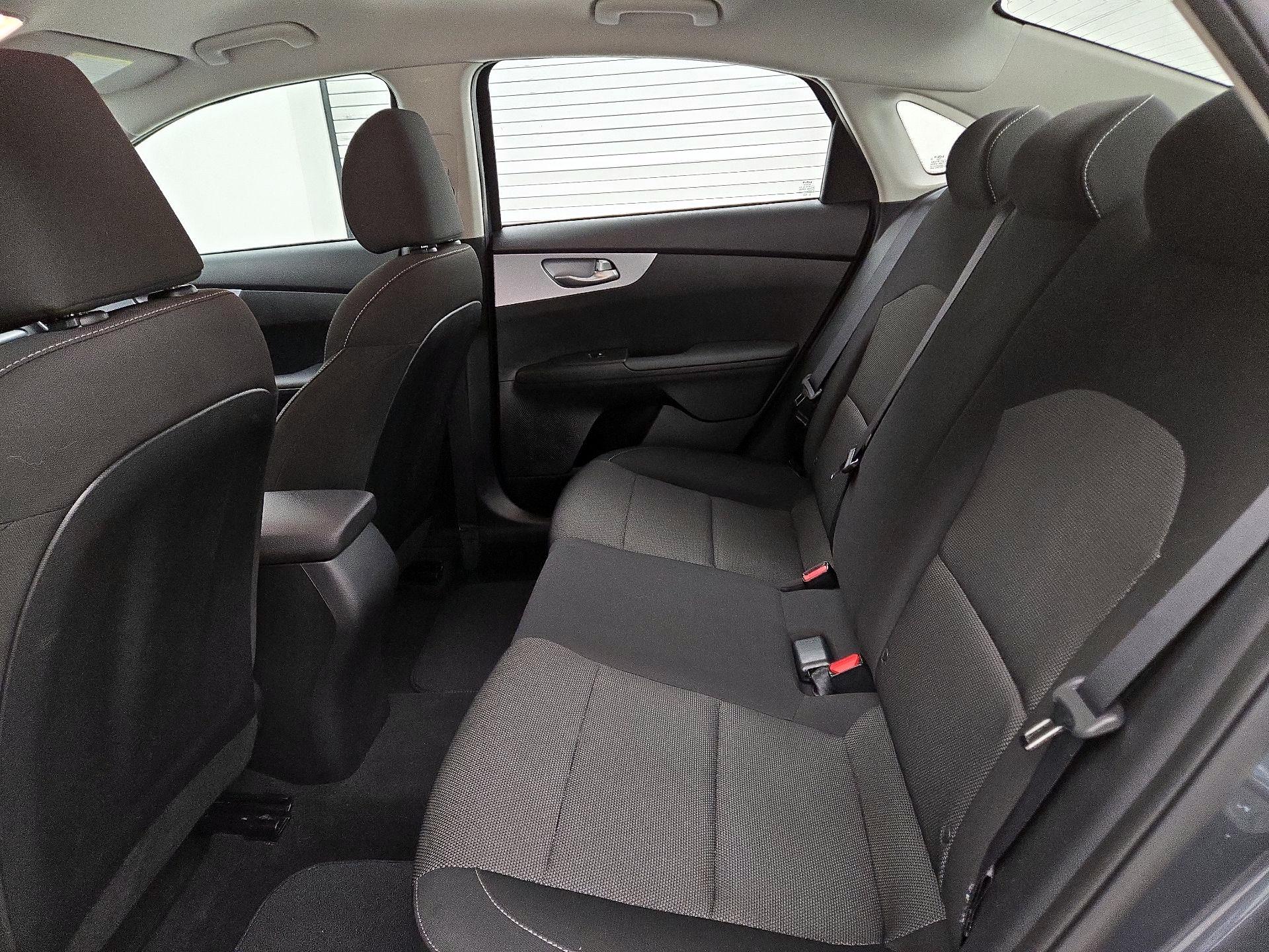 Thumbnail: 2024 Kia Forte - 19