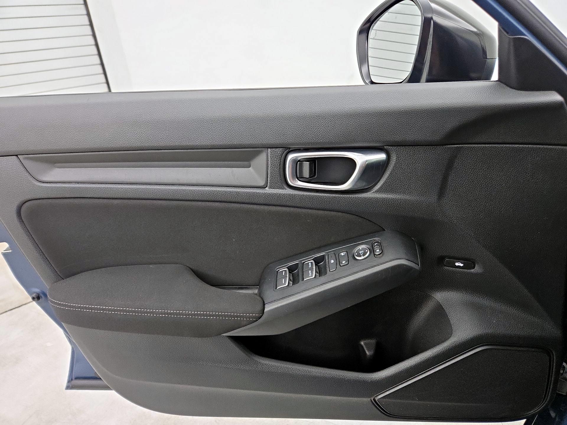 Thumbnail: 2025 Honda Civic - 12