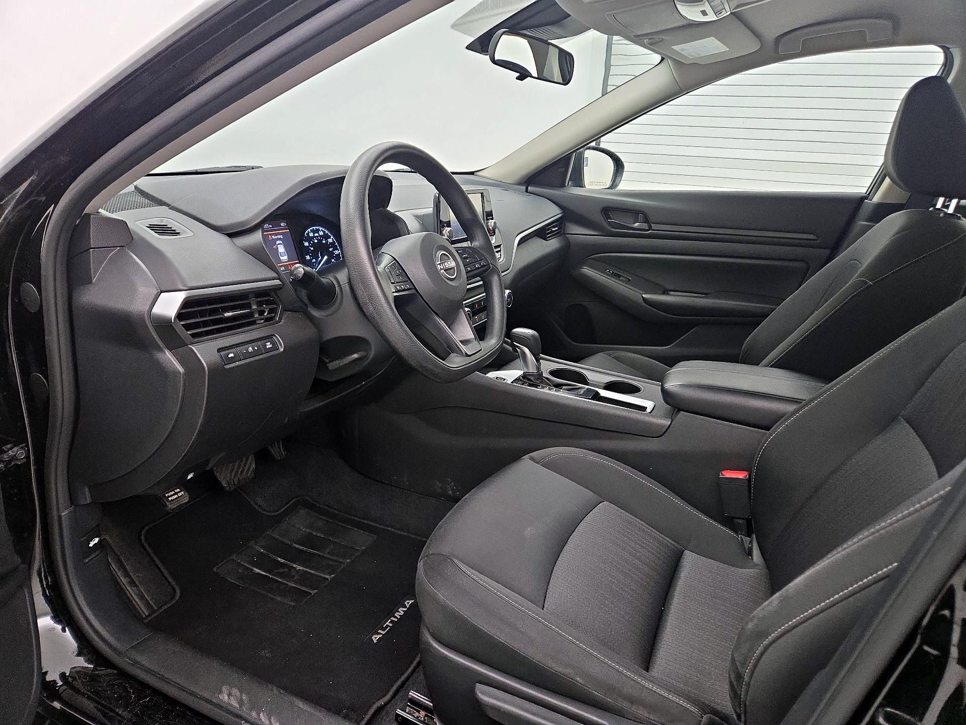 Thumbnail: 2023 Nissan Altima - 11