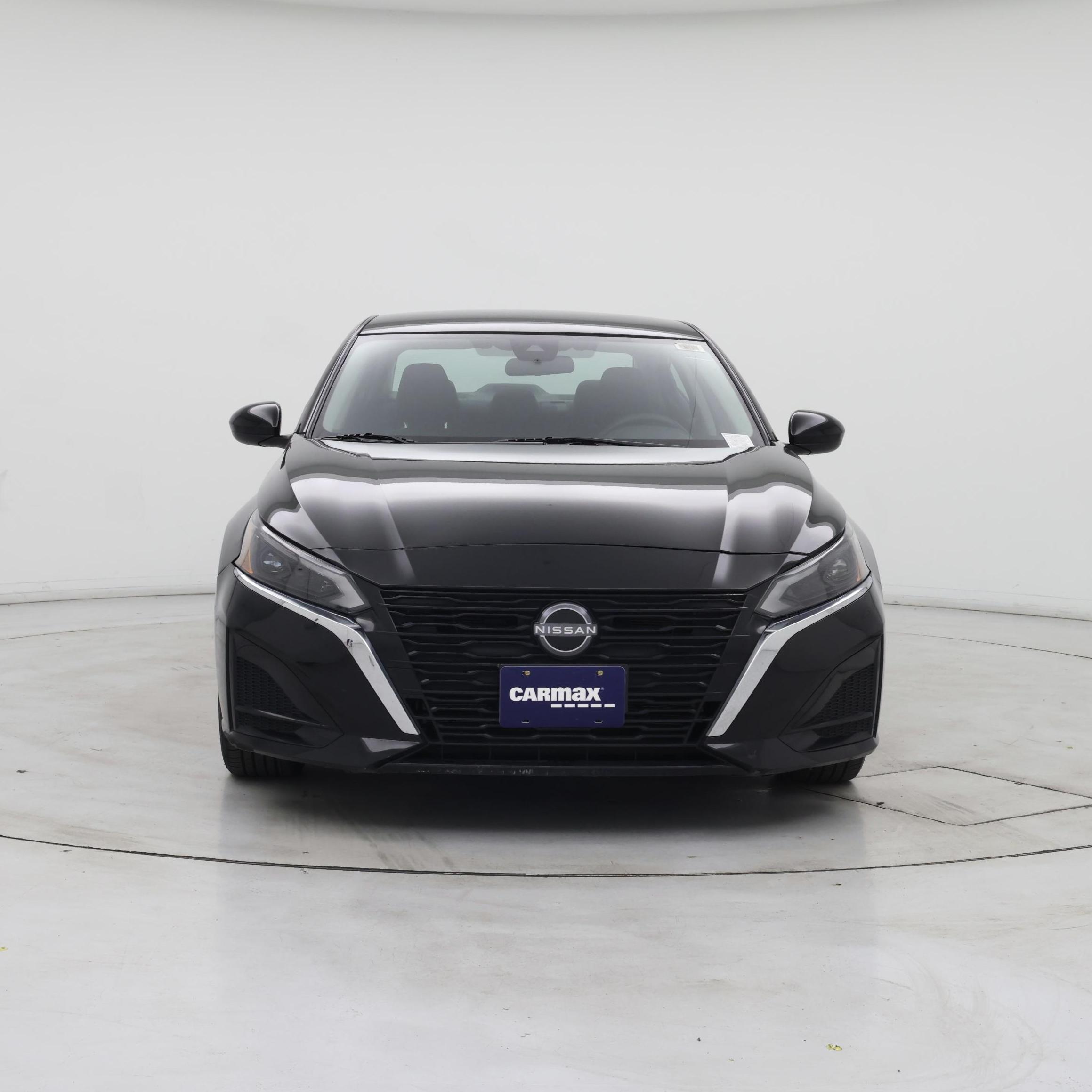 Thumbnail: 2023 Nissan Altima - 5