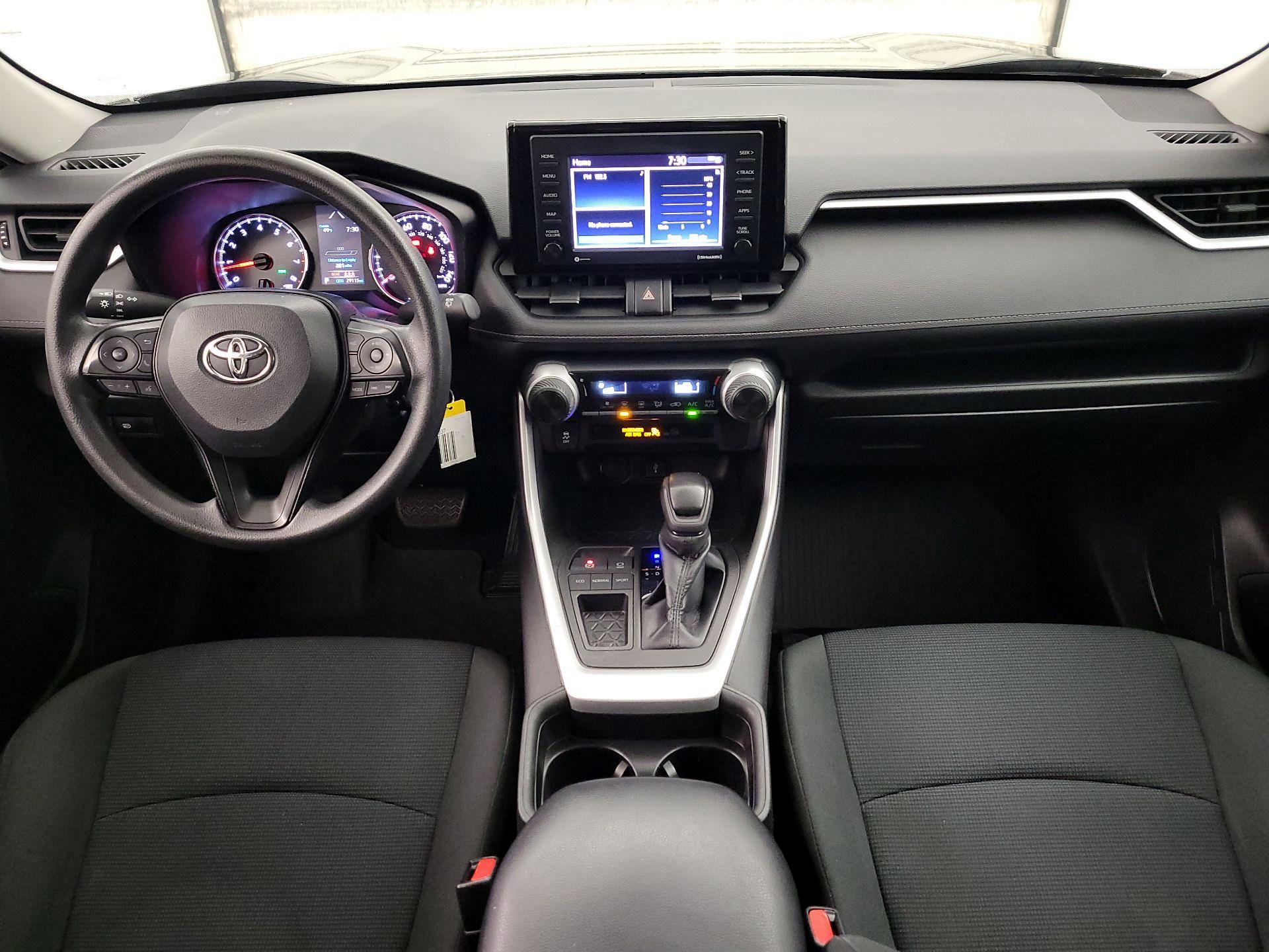 Thumbnail: 2021 Toyota RAV4 - 9