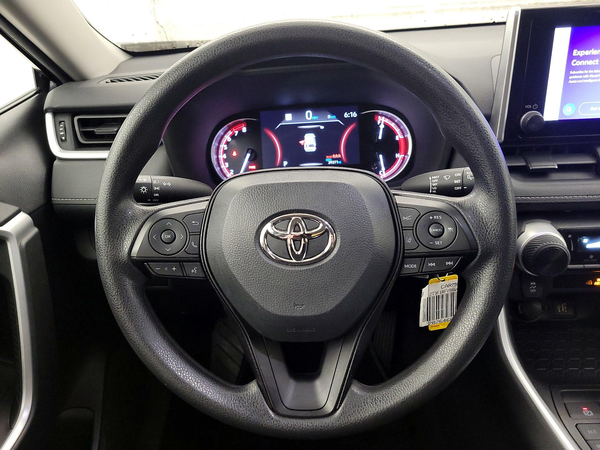 Thumbnail: 2024 Toyota RAV4 - 10