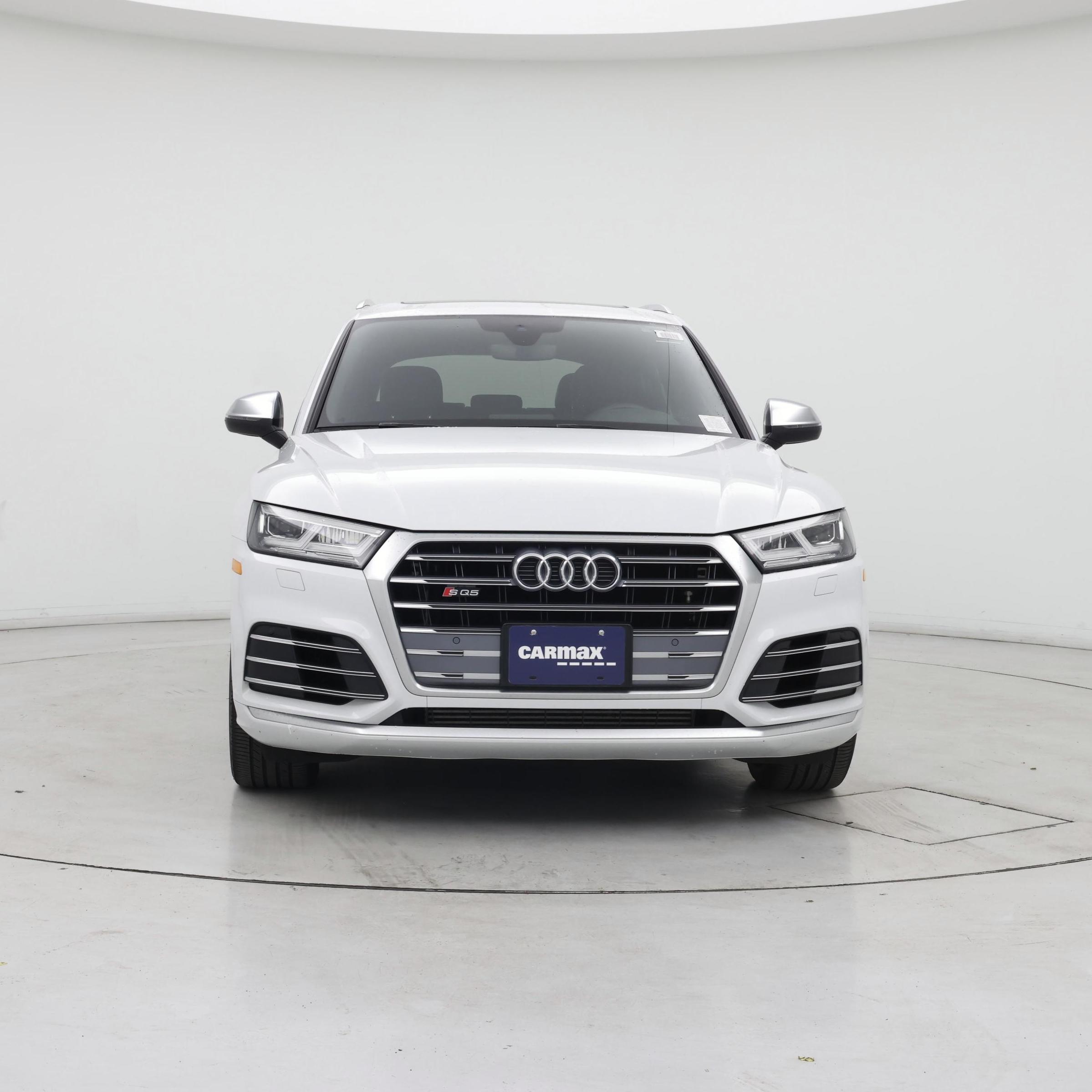 Thumbnail: 2020 Audi SQ5 - 5