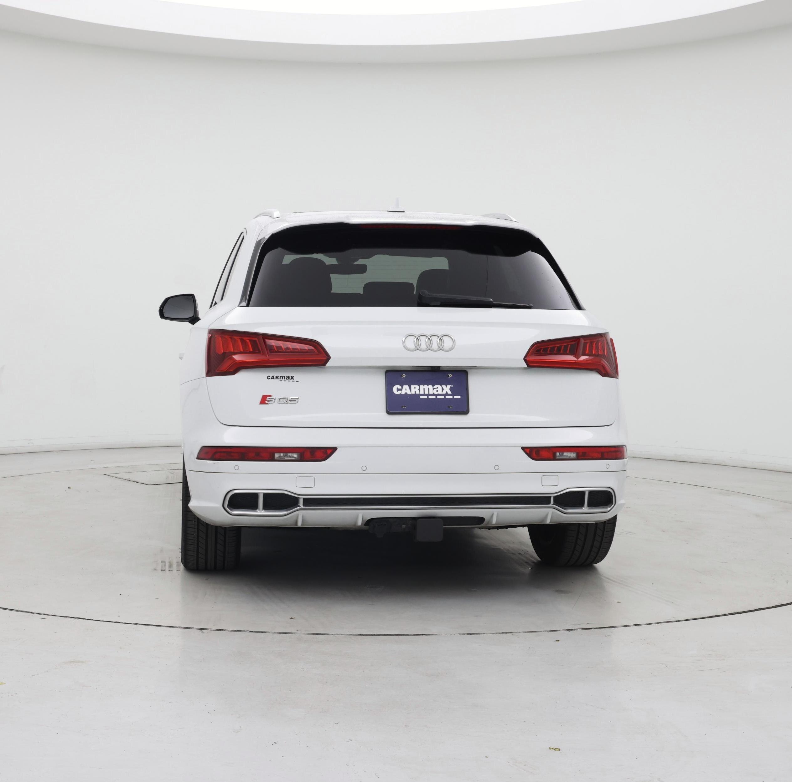 Thumbnail: 2020 Audi SQ5 - 6