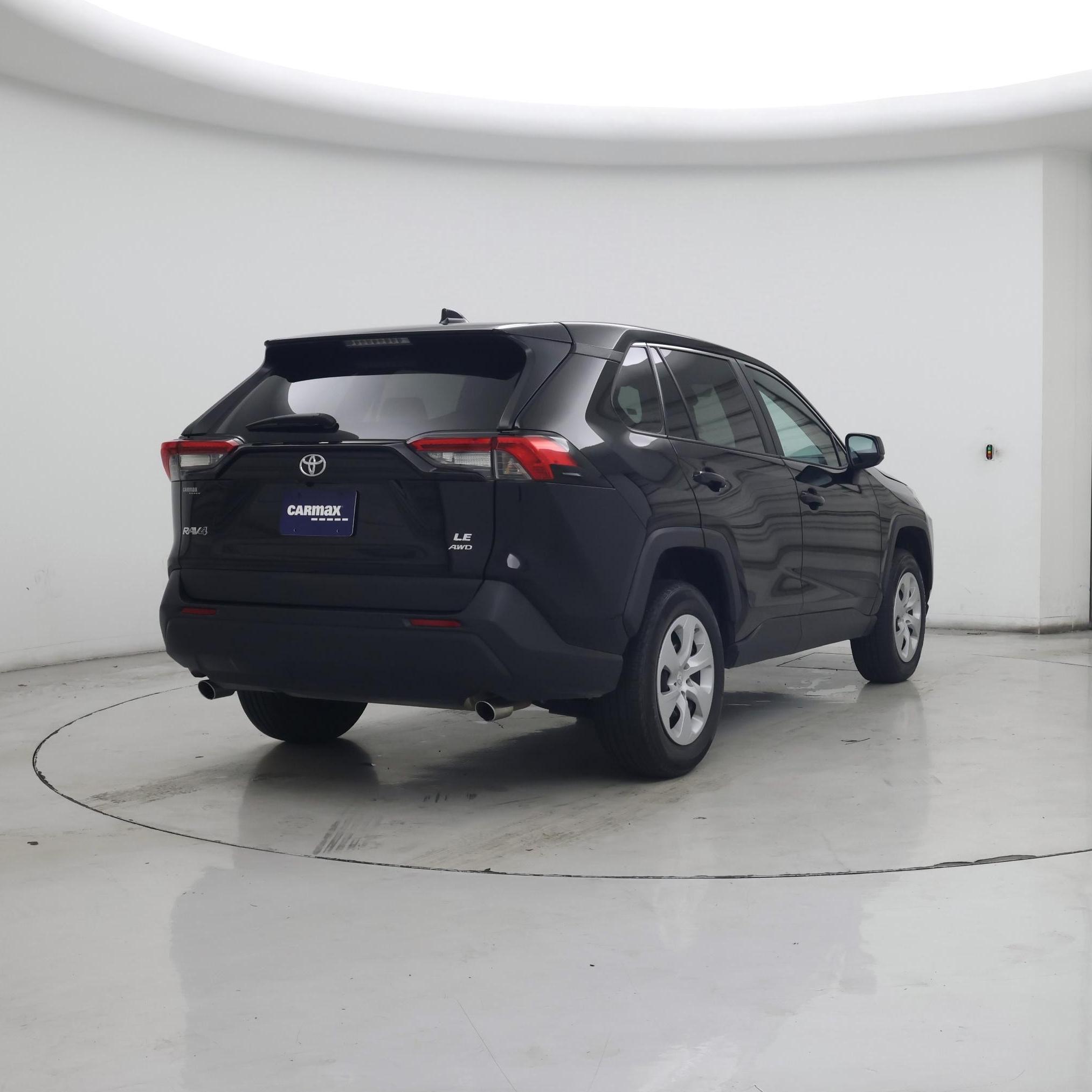 Thumbnail: 2024 Toyota RAV4 - 8