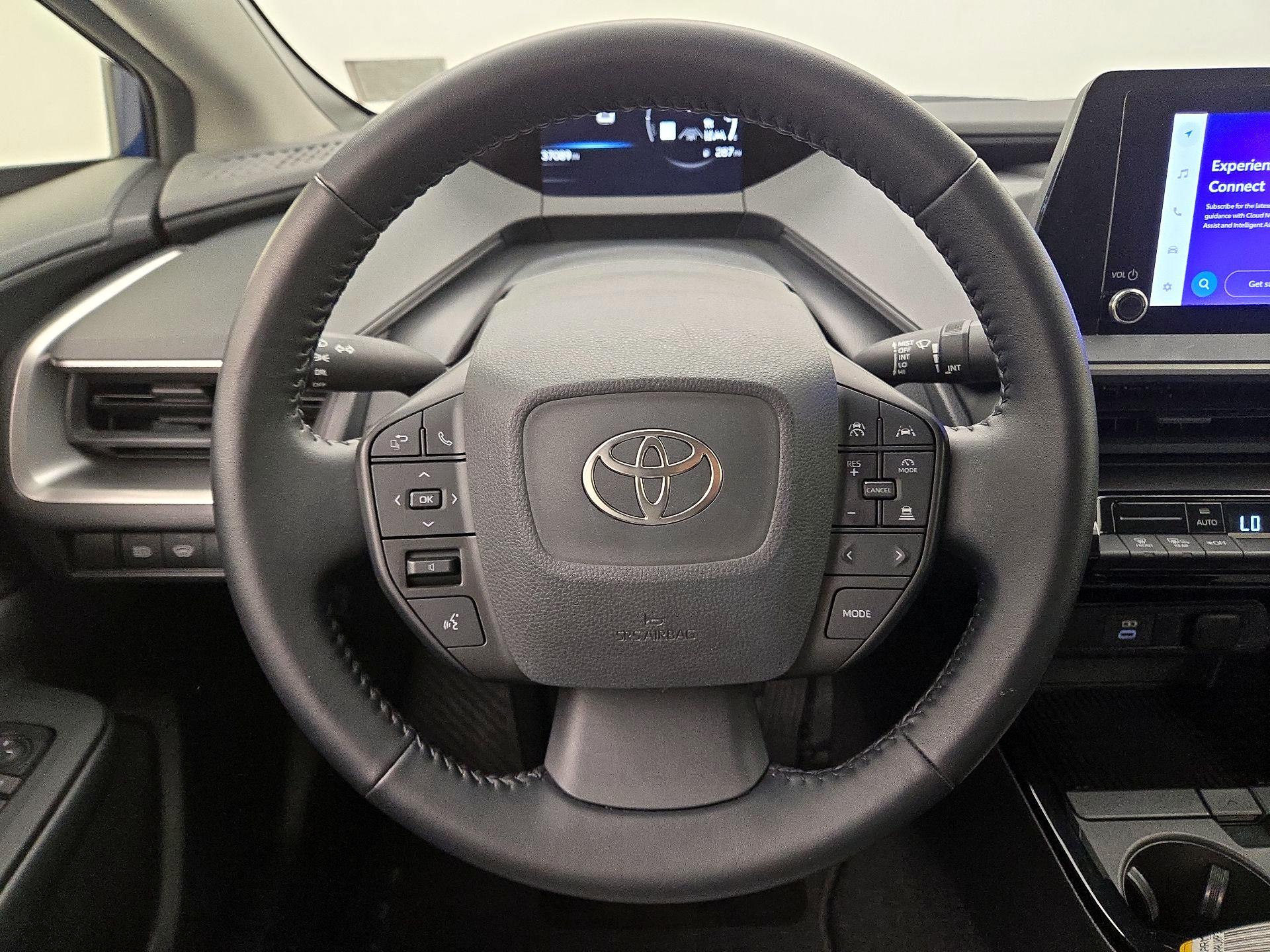 Thumbnail: 2023 Toyota Prius - 10