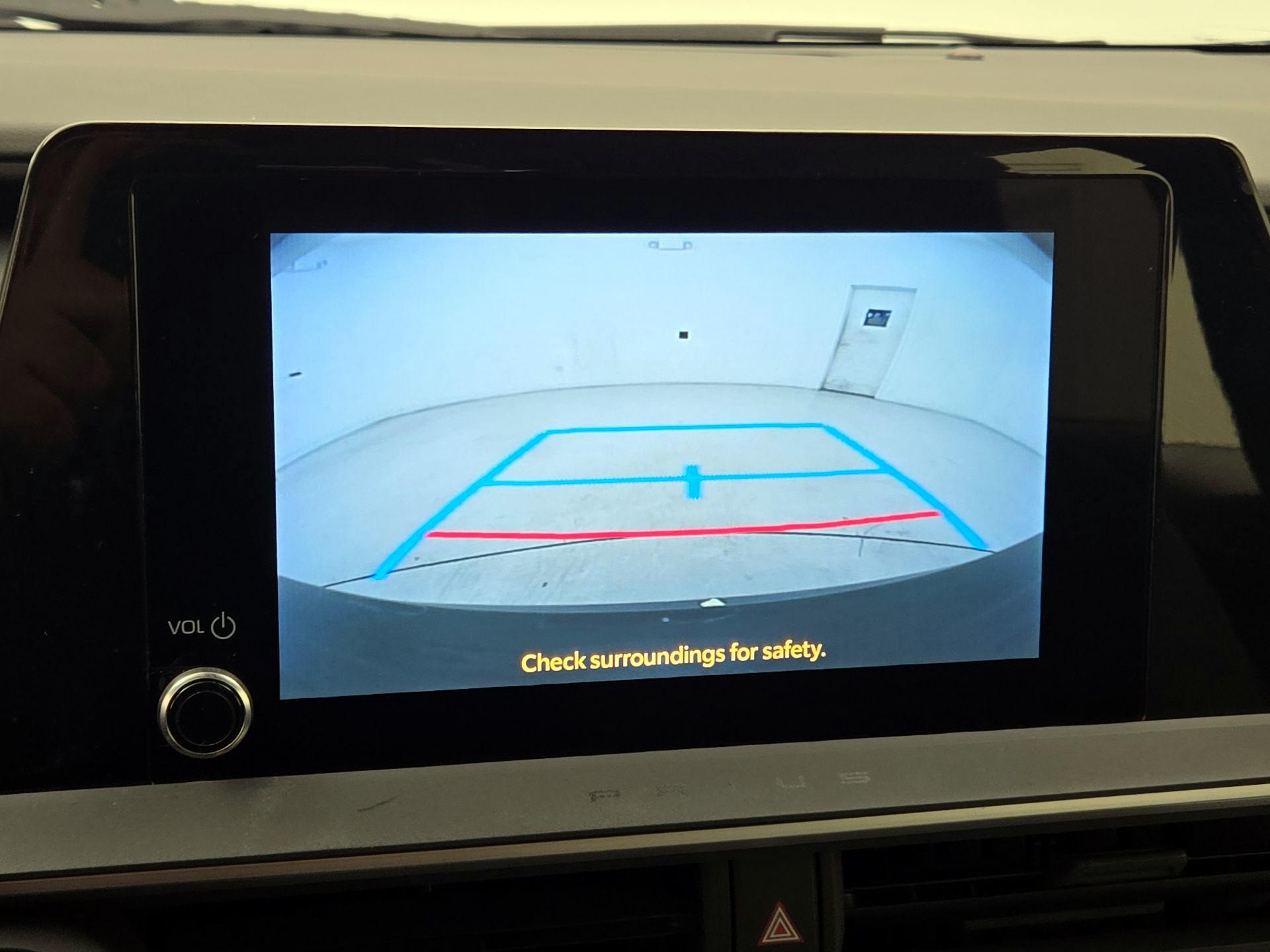 Thumbnail: 2023 Toyota Prius - 15