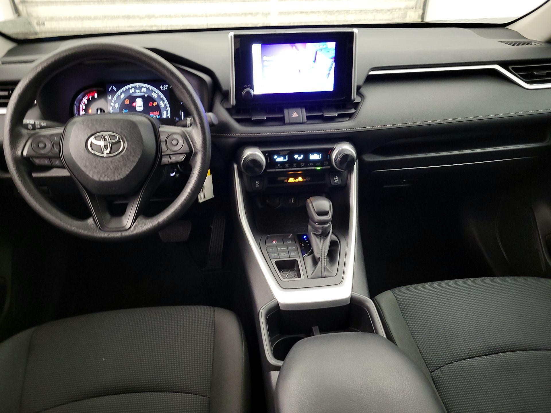 Thumbnail: 2024 Toyota RAV4 - 9